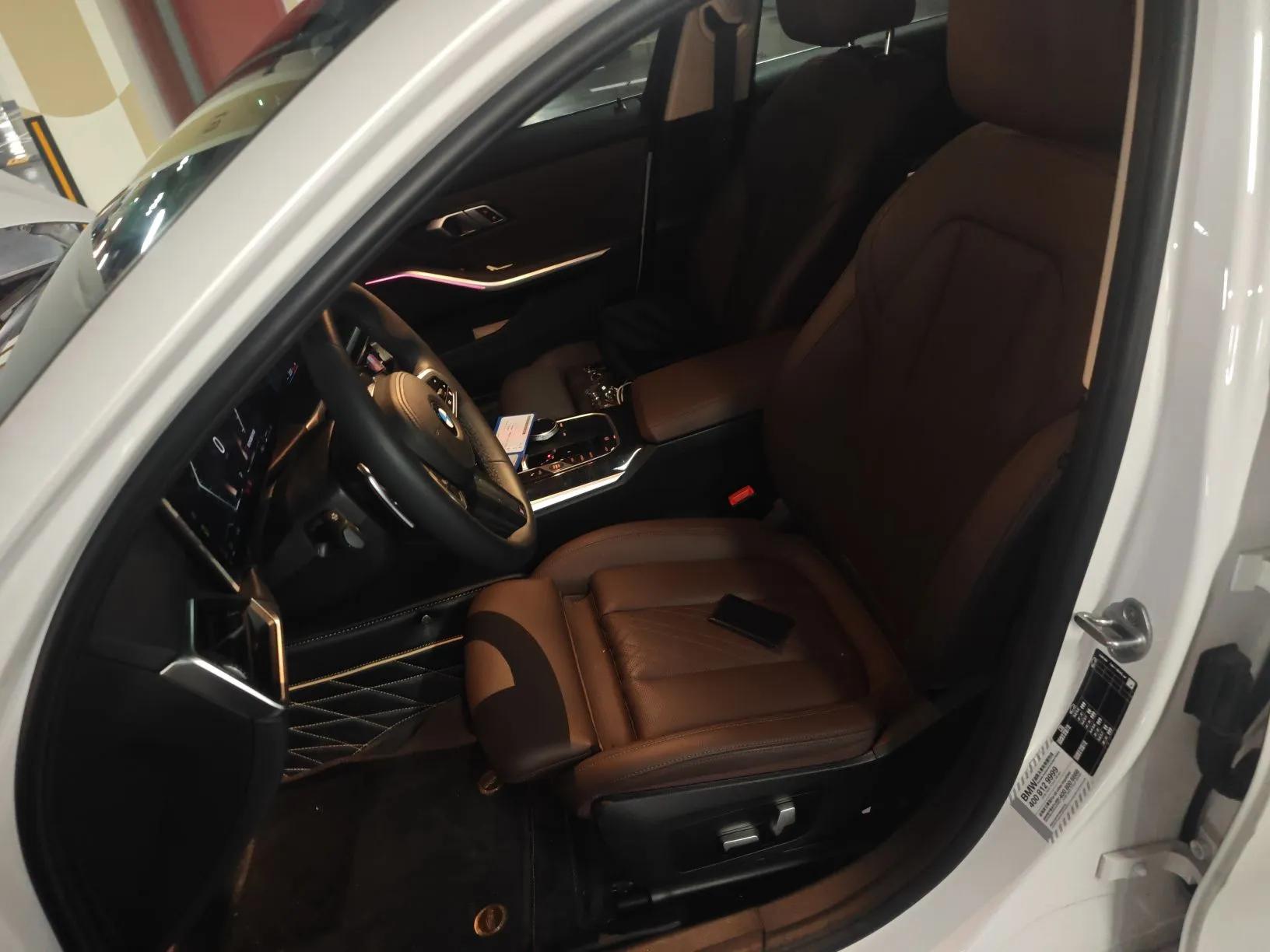 BMW 3 Series 2023 325Li M Sport Package — миниатюра 16