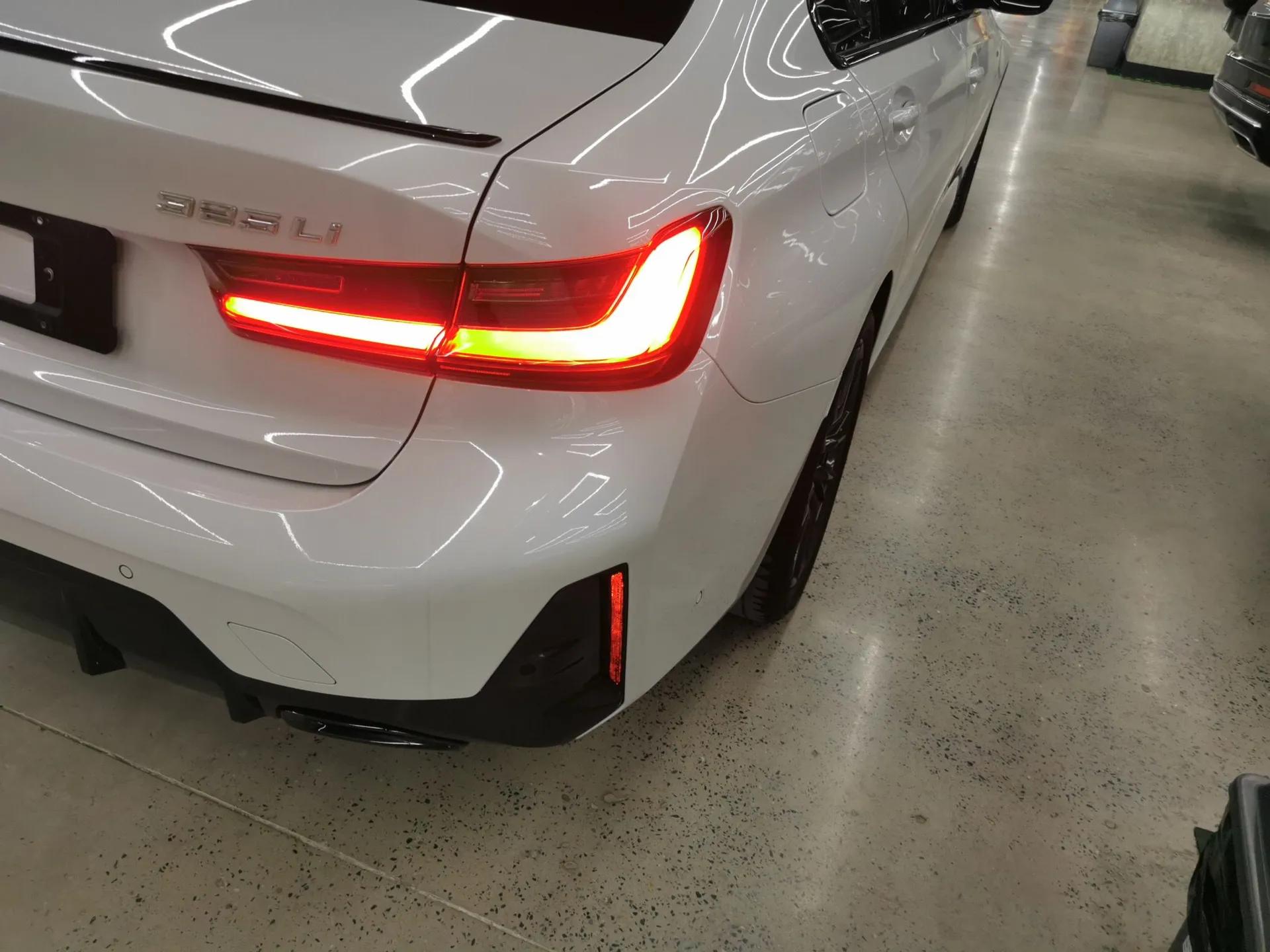 BMW 3 Series 2023 325Li M Sport Night Edition Package — миниатюра 7