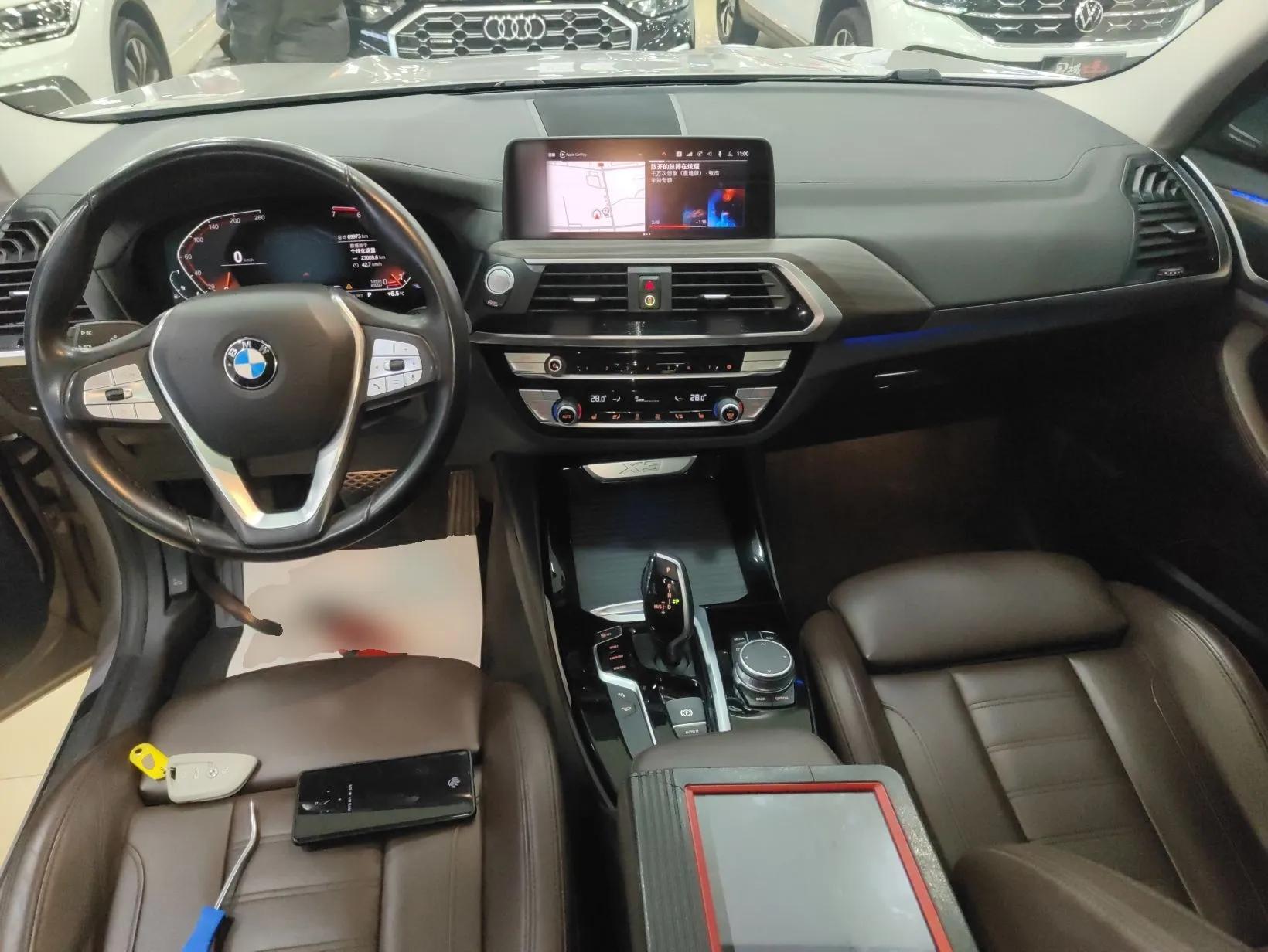BMW X3 2021 xDrive28i Luxury Package — миниатюра 13