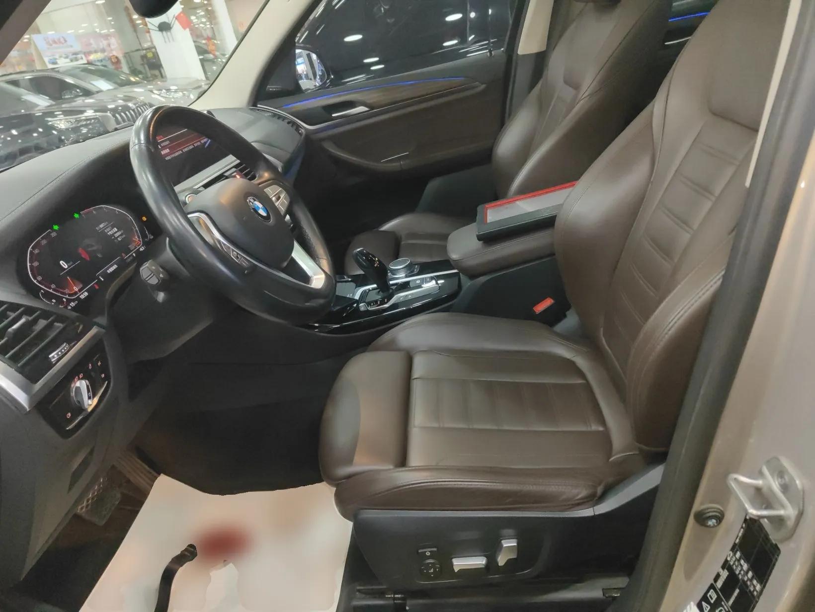 BMW X3 2021 xDrive28i Luxury Package — миниатюра 18