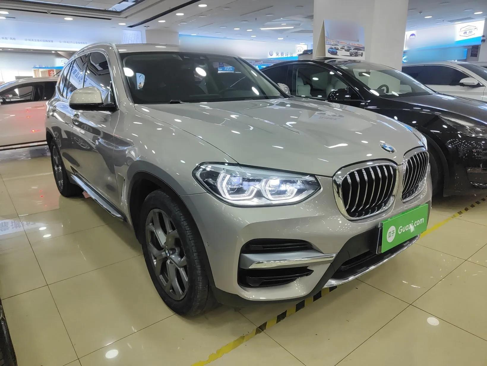 BMW X3 2021 xDrive28i Luxury Package — миниатюра 3