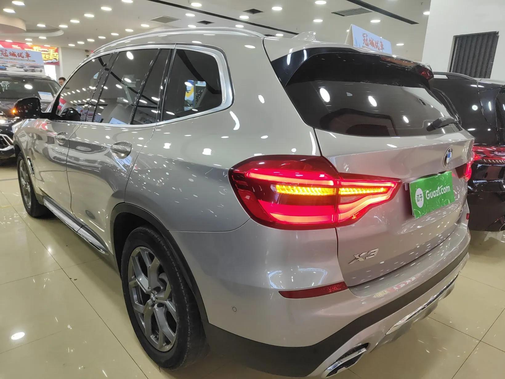 BMW X3 2021 xDrive28i Luxury Package — миниатюра 4