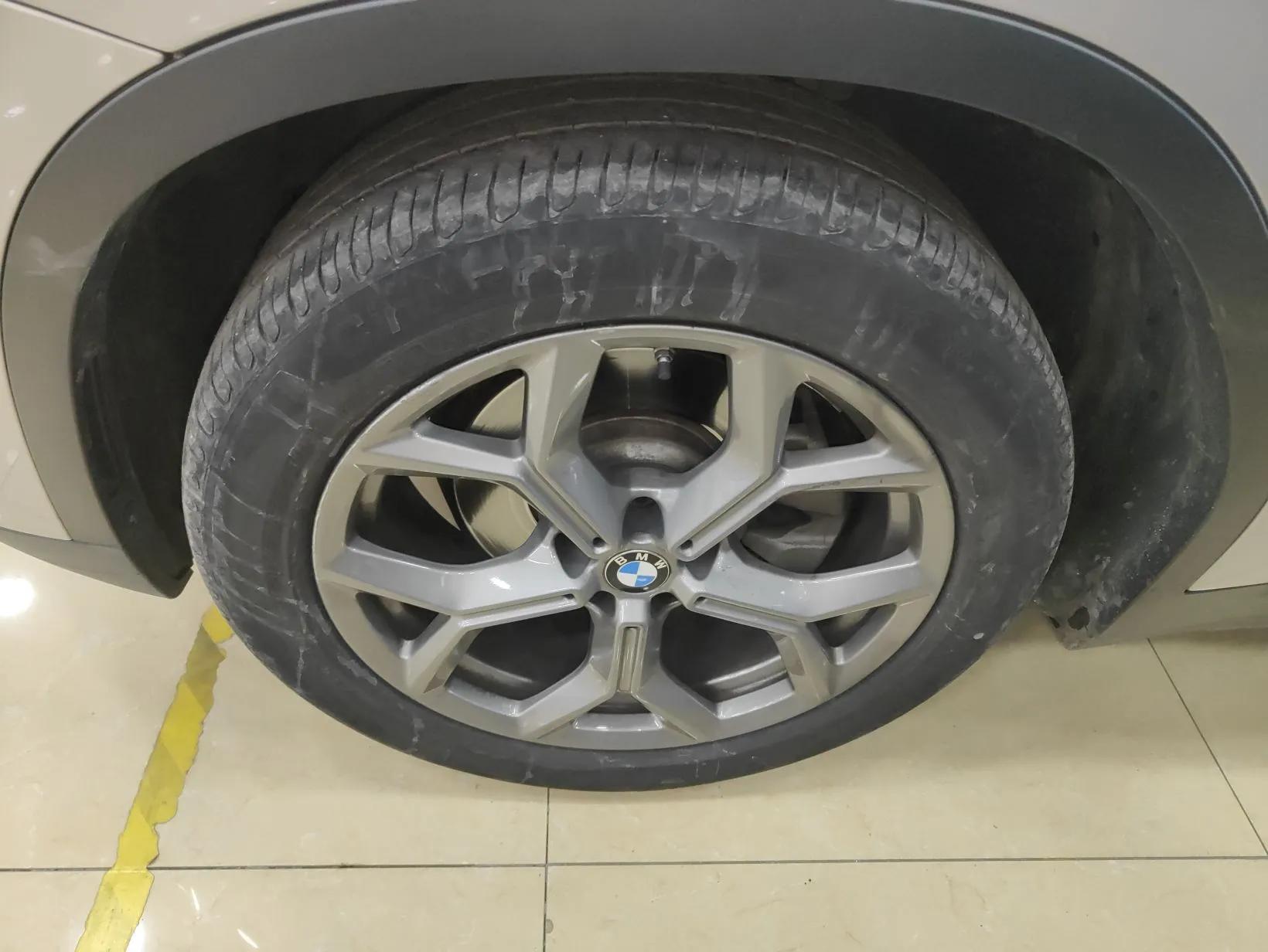 BMW X3 2021 xDrive28i Luxury Package — миниатюра 8