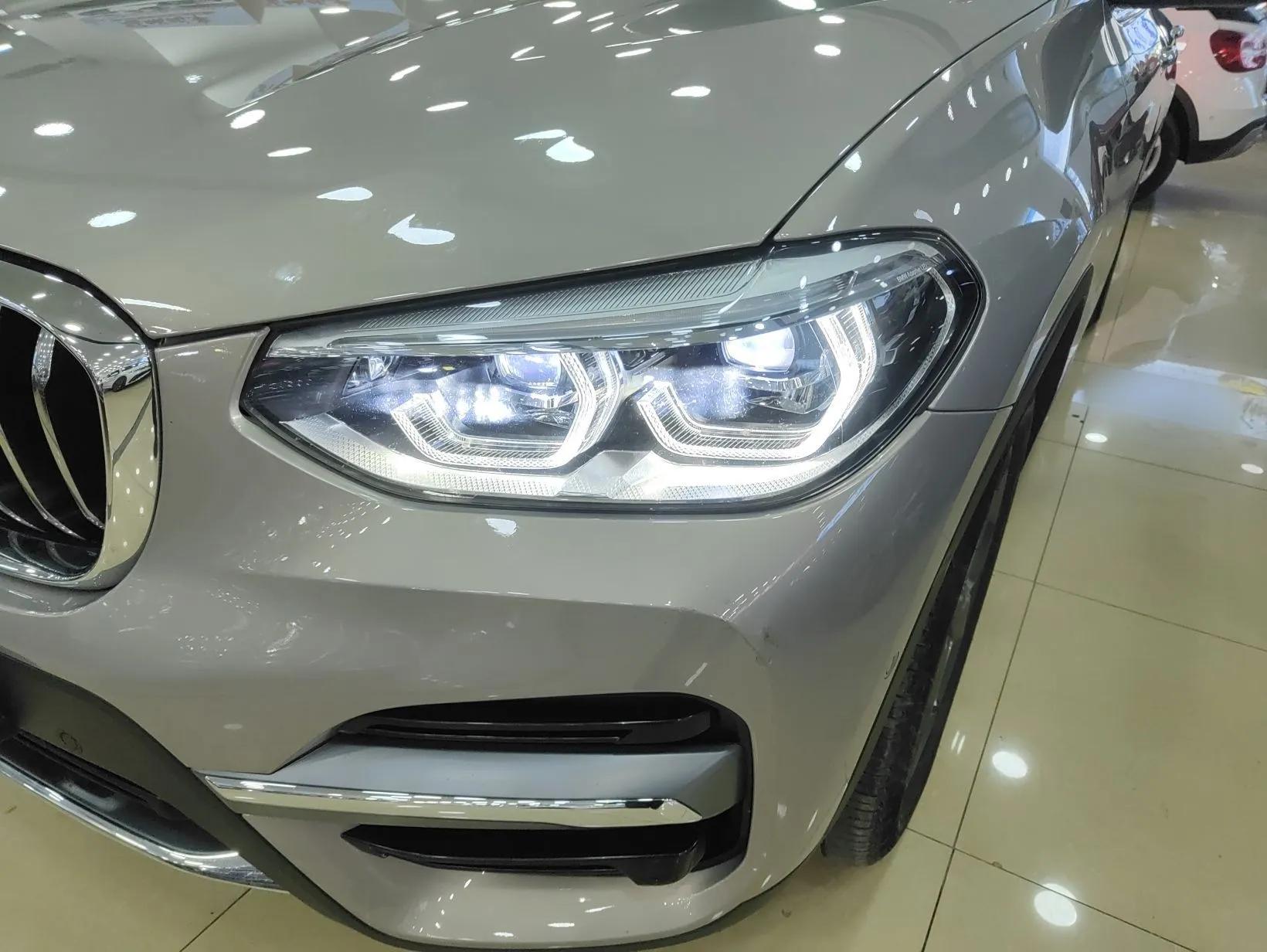 BMW X3 2021 xDrive28i Luxury Package — миниатюра 9