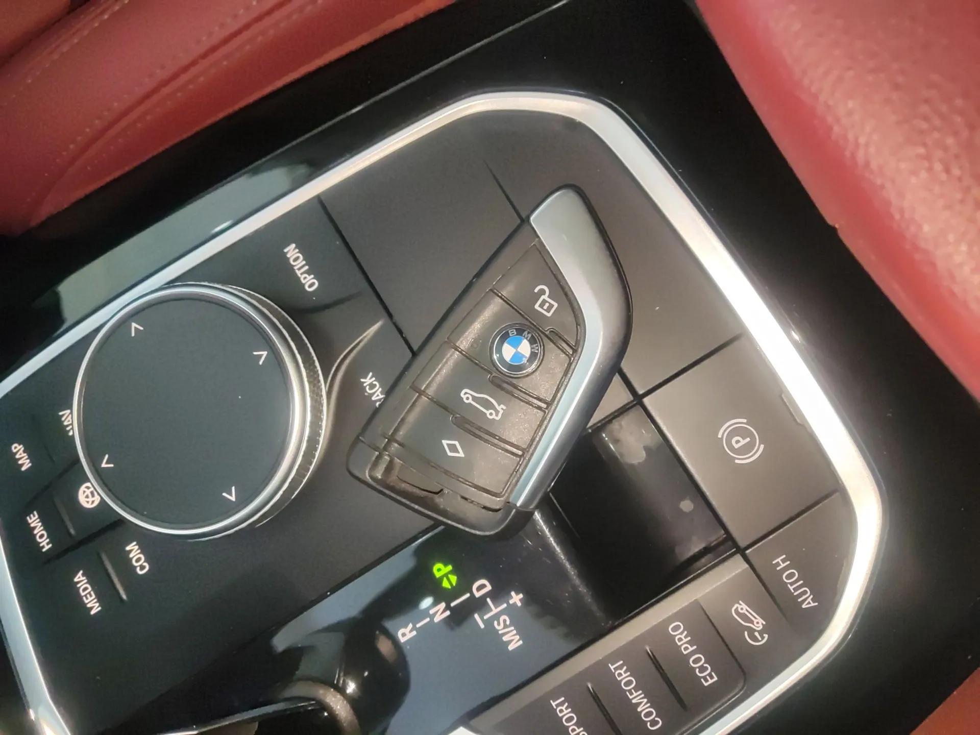 BMW X3 2022 Second Facelift xDrive30i Leading Edition M Night Sky Package — миниатюра 12