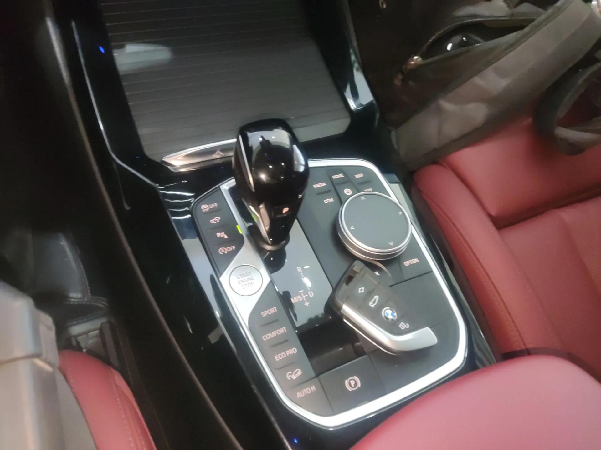 BMW X3 2022 Second Facelift xDrive30i Leading Edition M Night Sky Package — миниатюра 17