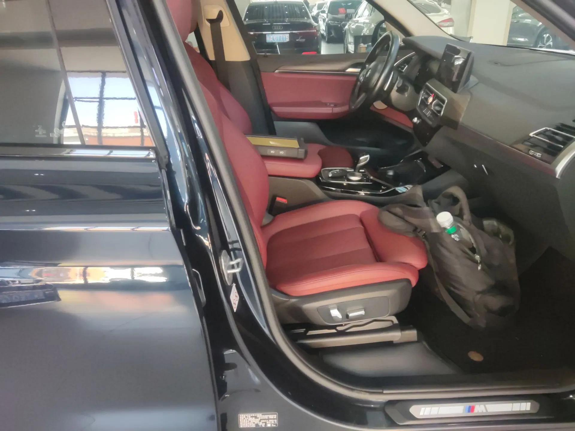 BMW X3 2022 Second Facelift xDrive30i Leading Edition M Night Sky Package — миниатюра 23