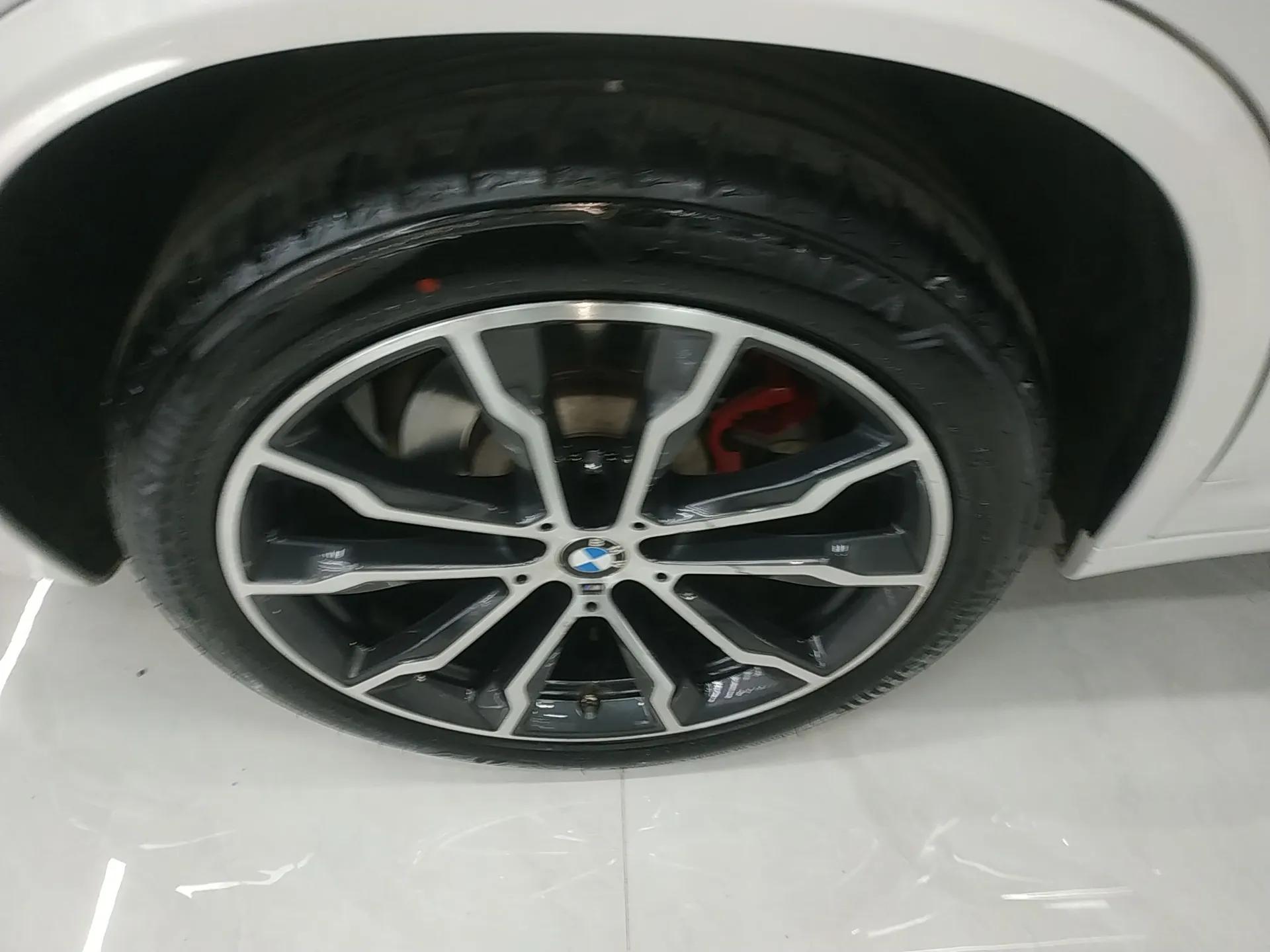 BMW X3 2022 xDrive30i Luxury Model M Night Sky Package — миниатюра 10