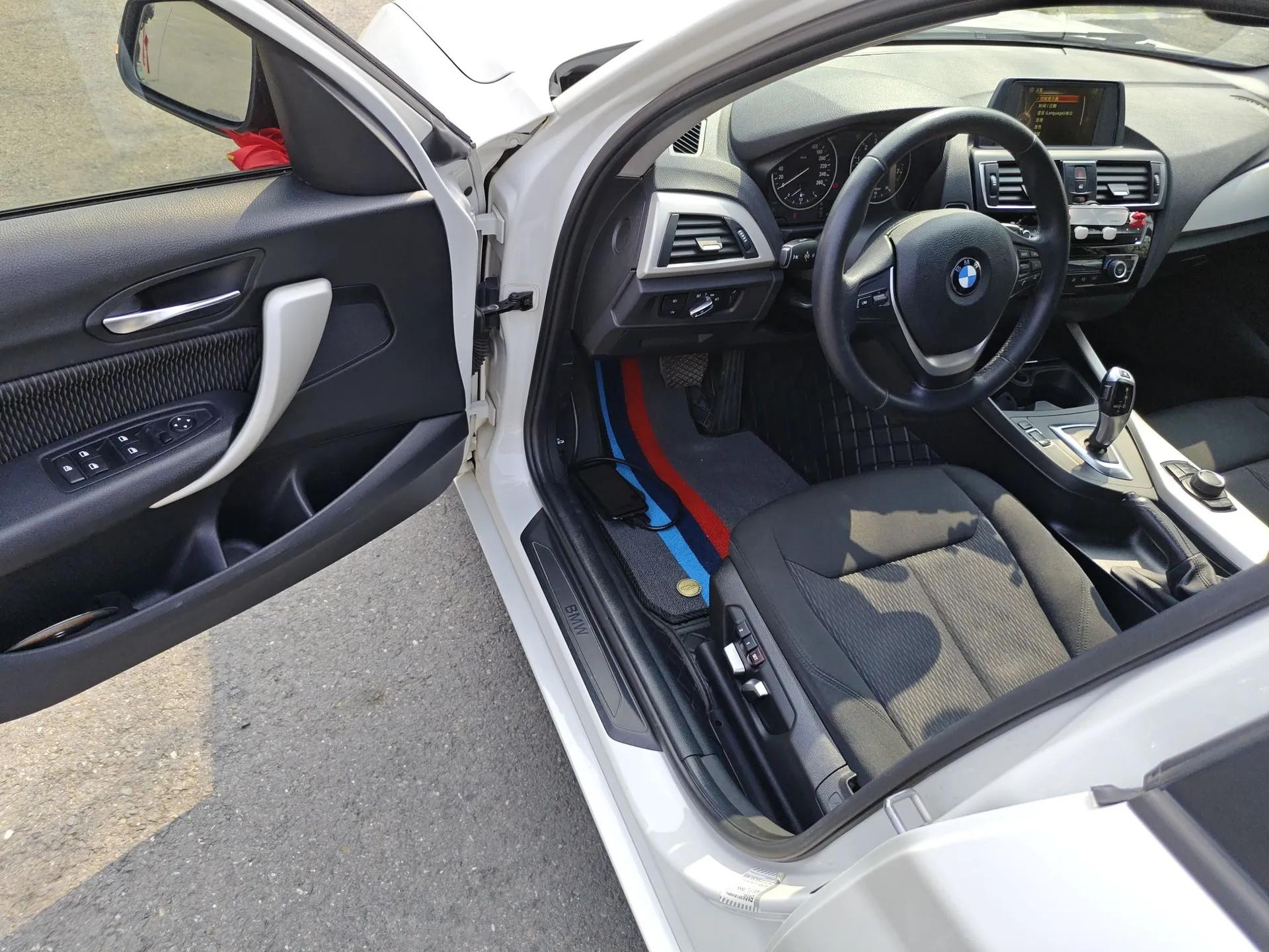 BMW 1 Series 2015 120i Leading Model — миниатюра 19