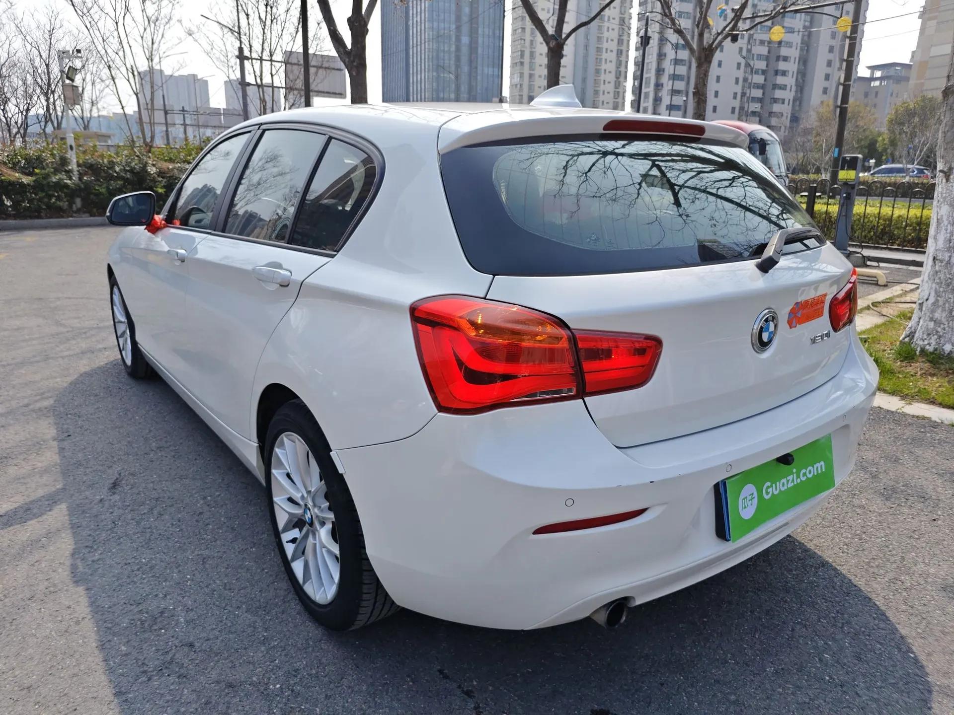 BMW 1 Series 2015 120i Leading Model — миниатюра 4