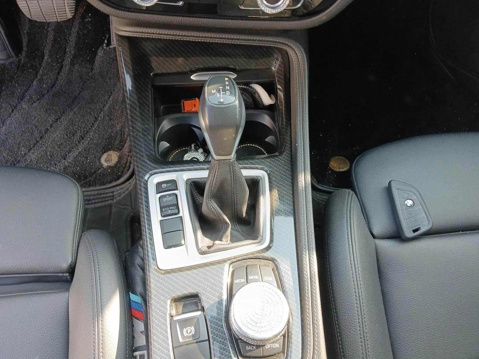 BMW 1 Series 2018 118i Sport Edition — миниатюра 15