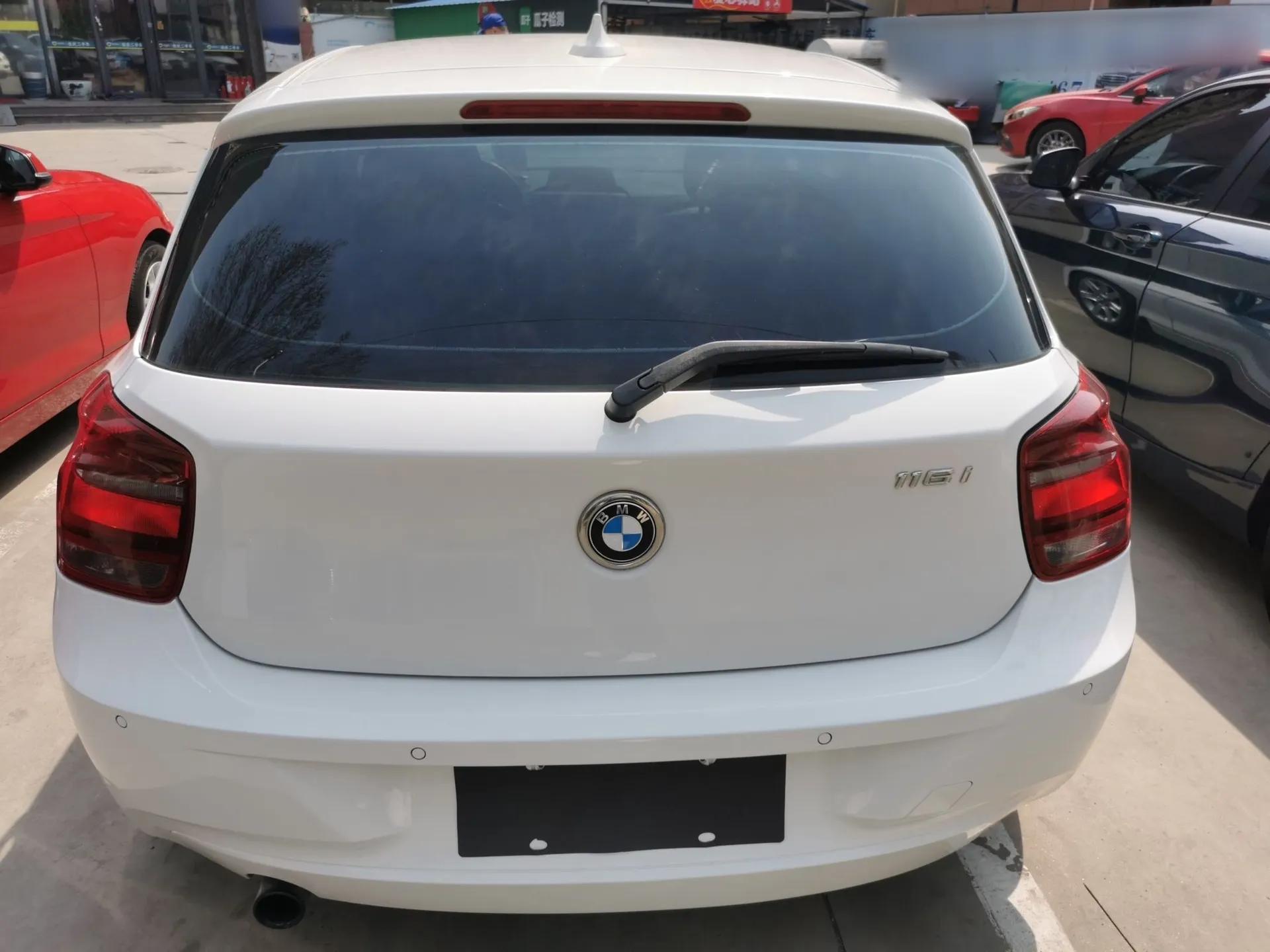 BMW 1 Series 2013 Revised 116i Leading Edition — миниатюра 3