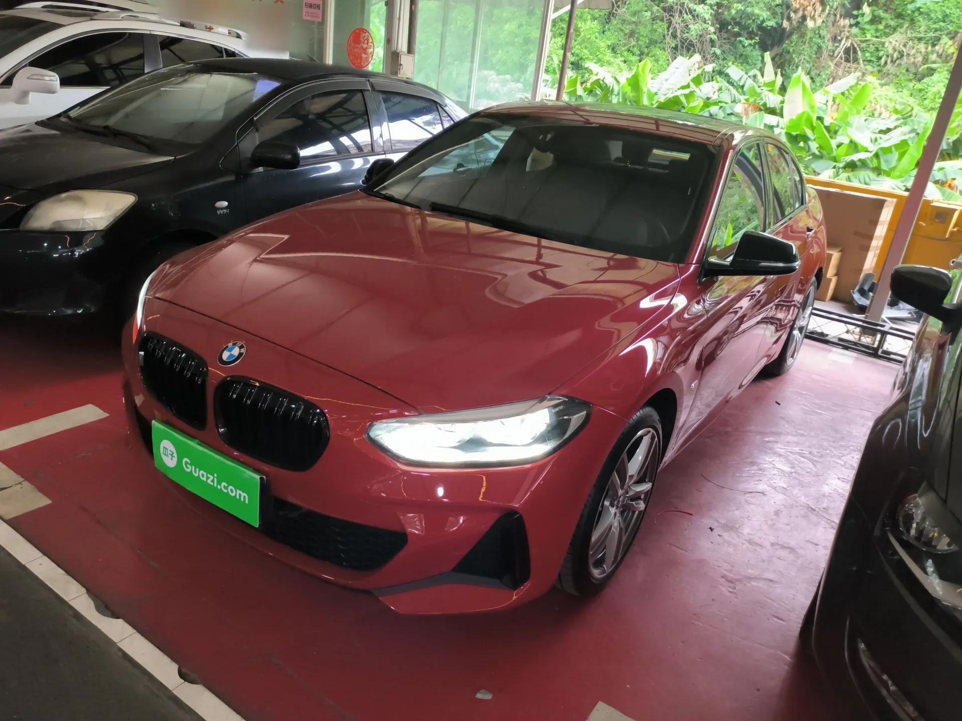BMW 1 Series 2020 125i Leading Model M Sport Package — миниатюра 1