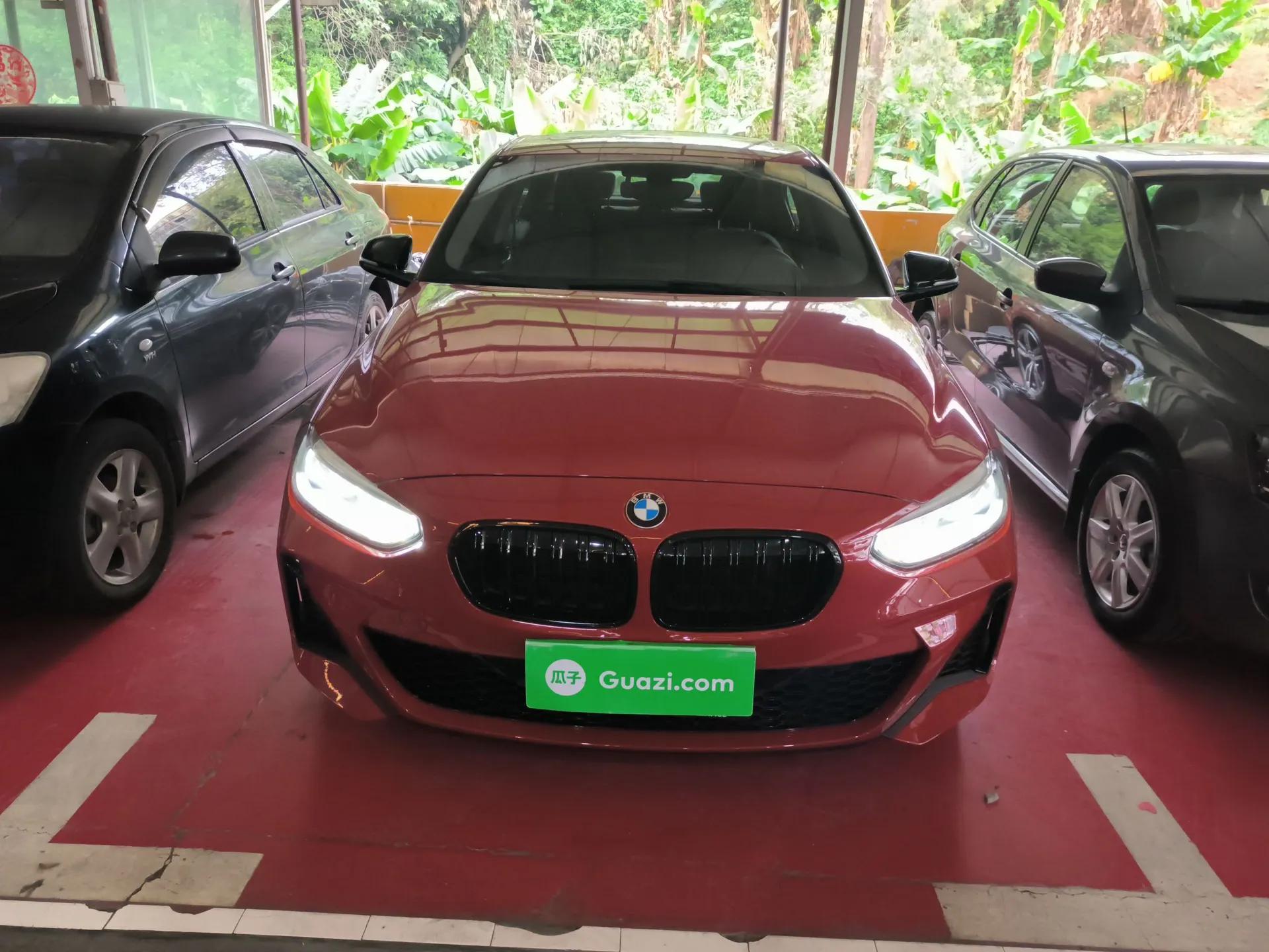 BMW 1 Series 2020 125i Leading Model M Sport Package — миниатюра 2
