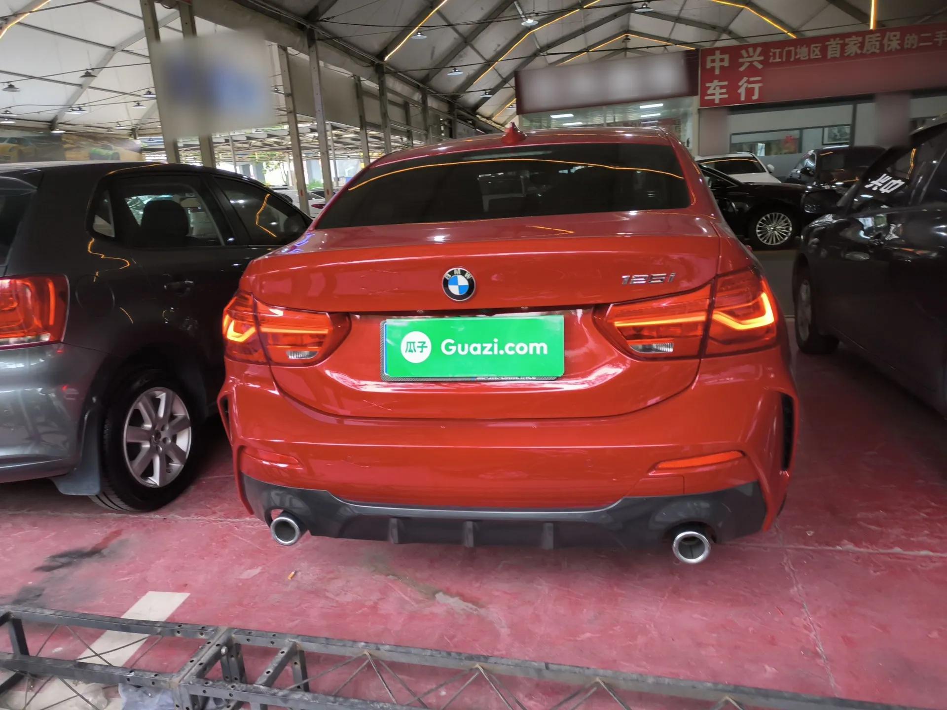 BMW 1 Series 2020 125i Leading Model M Sport Package — миниатюра 5