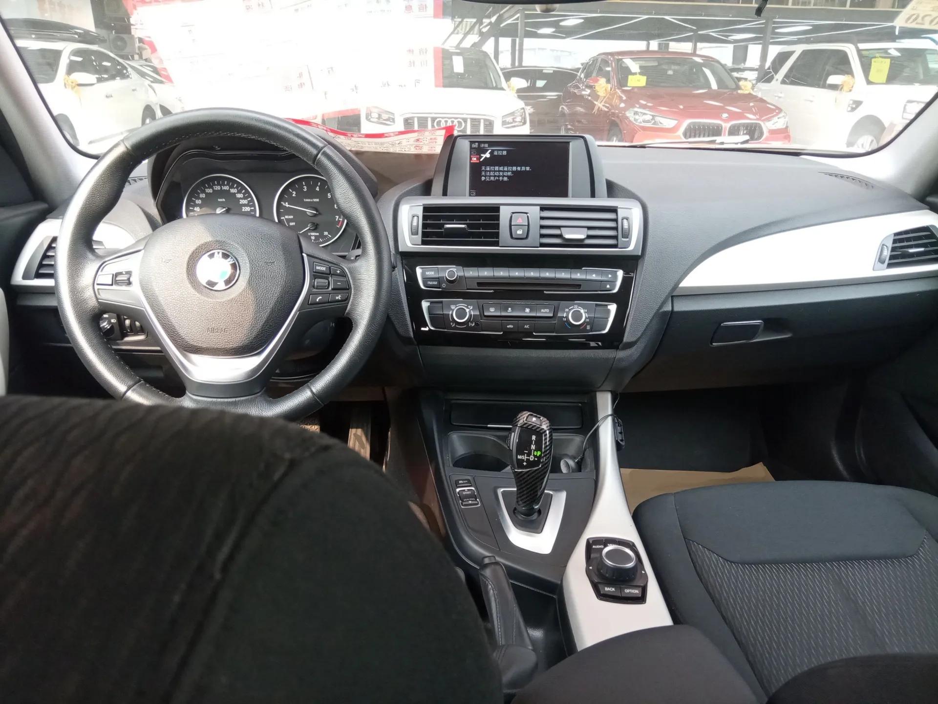 BMW 1 Series 2016 118i Leading Model — миниатюра 20