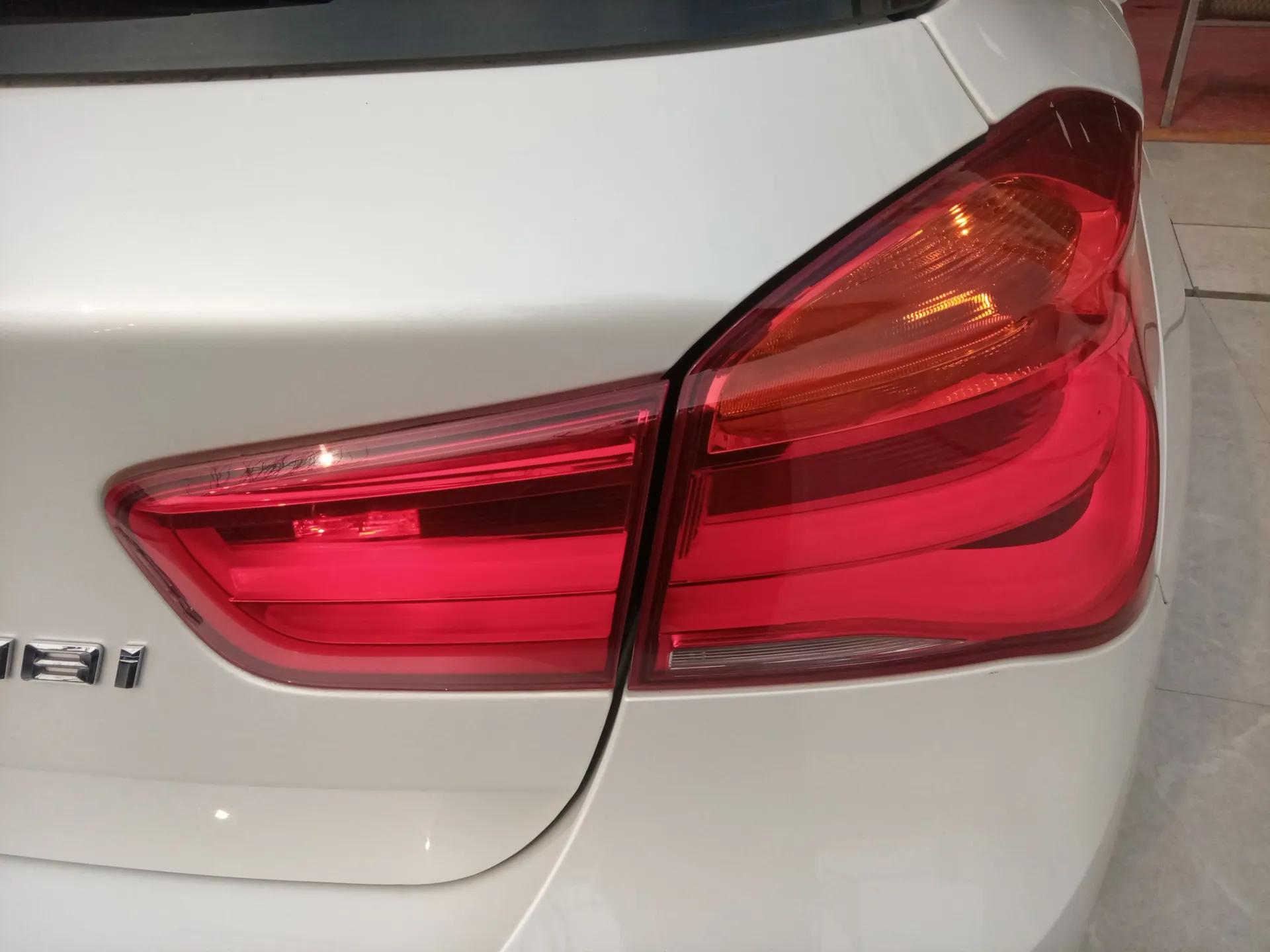 BMW 1 Series 2016 118i Leading Model — миниатюра 8