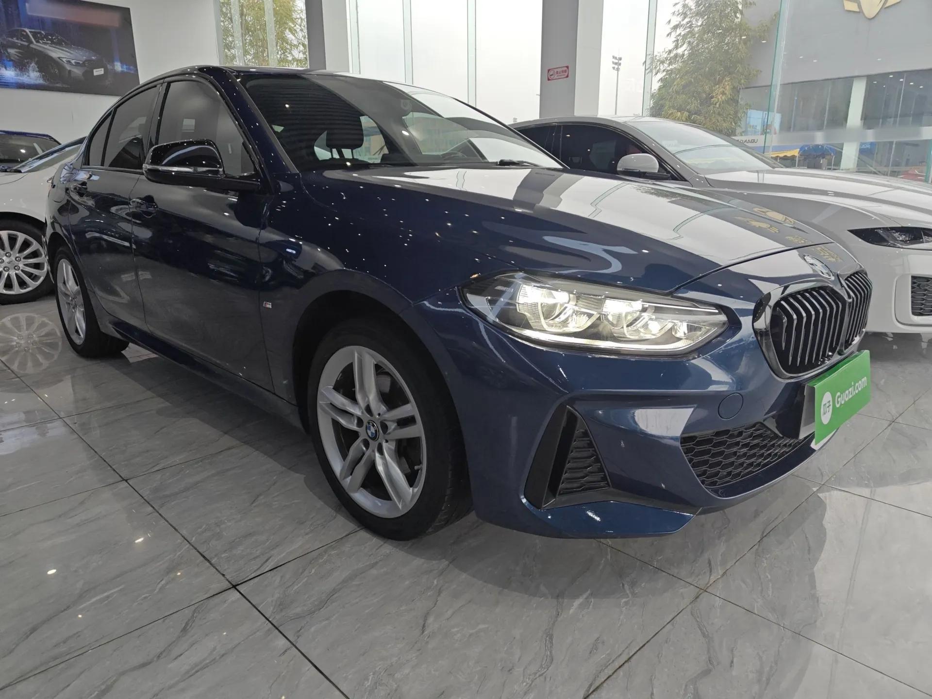 BMW 1 Series 2021 Revised 120i M Sport Night Edition — миниатюра 3