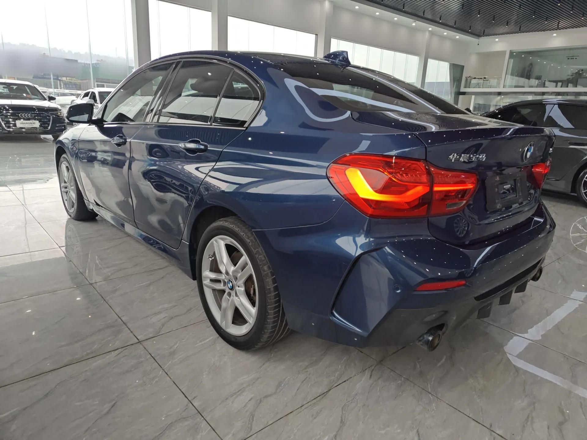 BMW 1 Series 2021 Revised 120i M Sport Night Edition — миниатюра 4