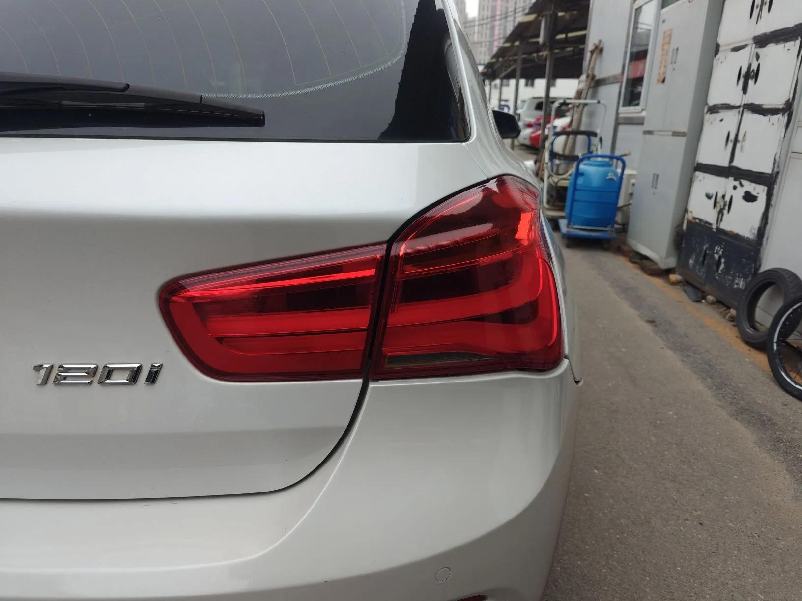 BMW 1 Series 2016 120i Leading Model — миниатюра 7