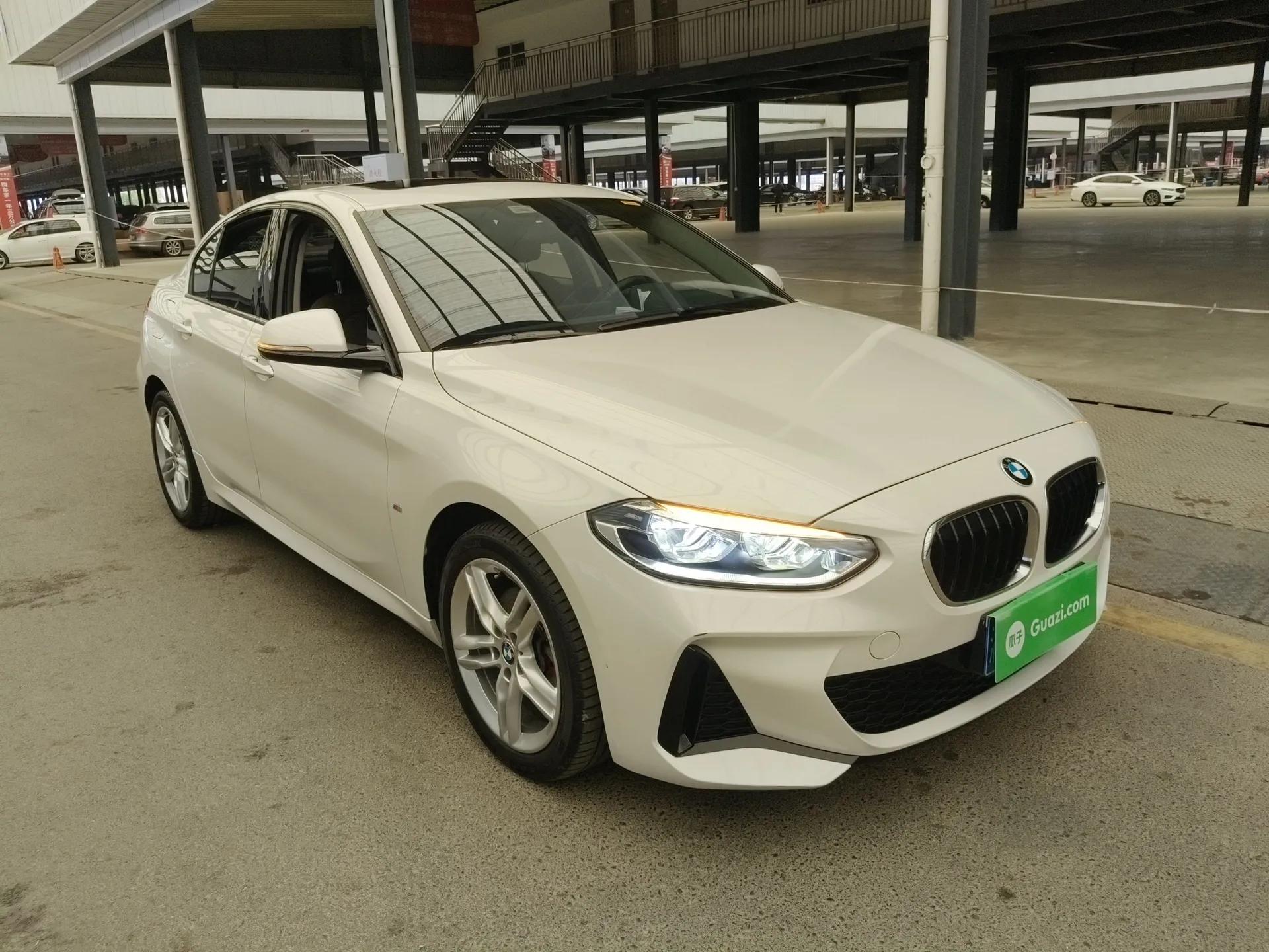 BMW 1 Series 2019 118i M Sport Package — миниатюра 3
