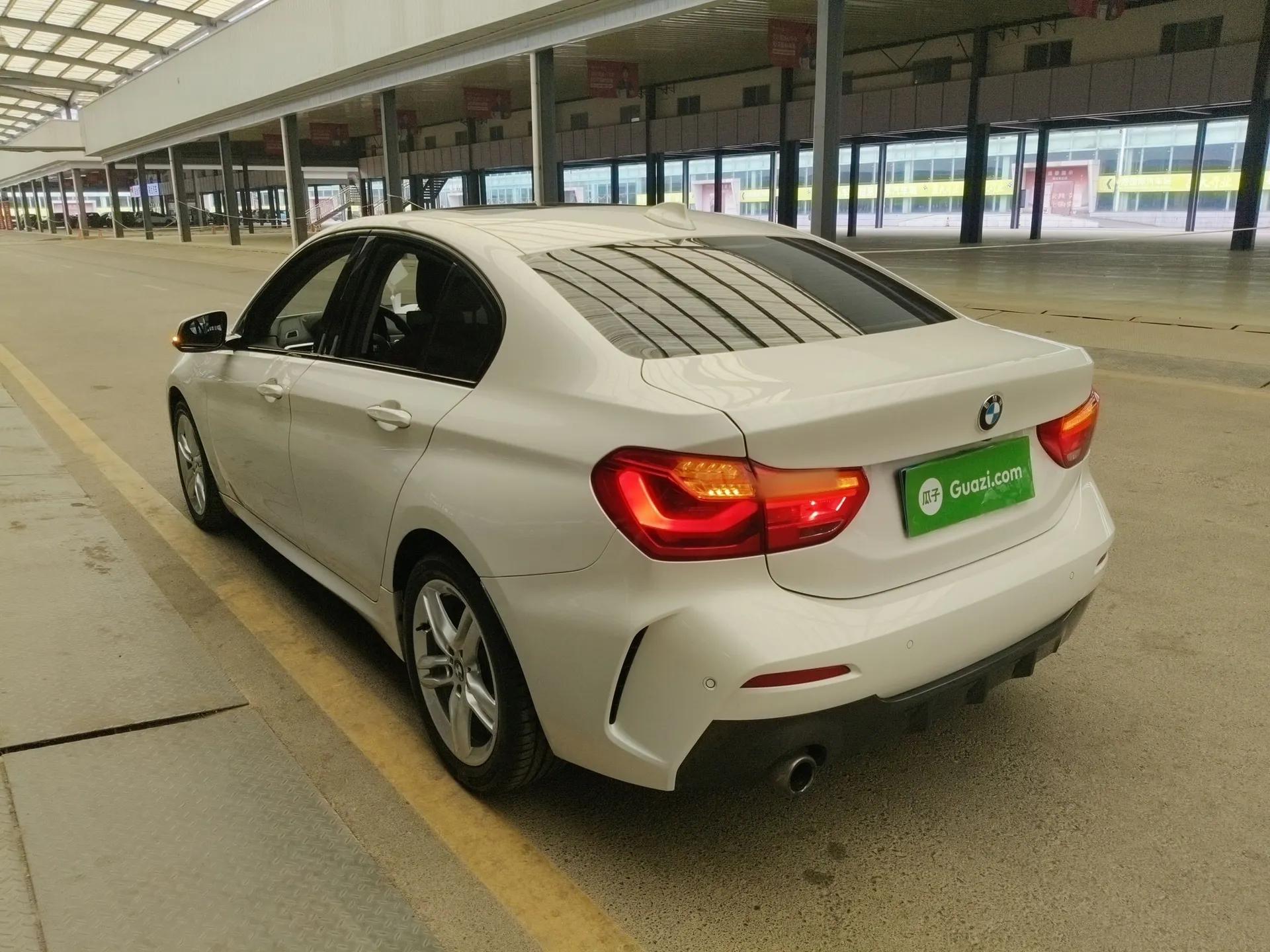 BMW 1 Series 2019 118i M Sport Package — миниатюра 4