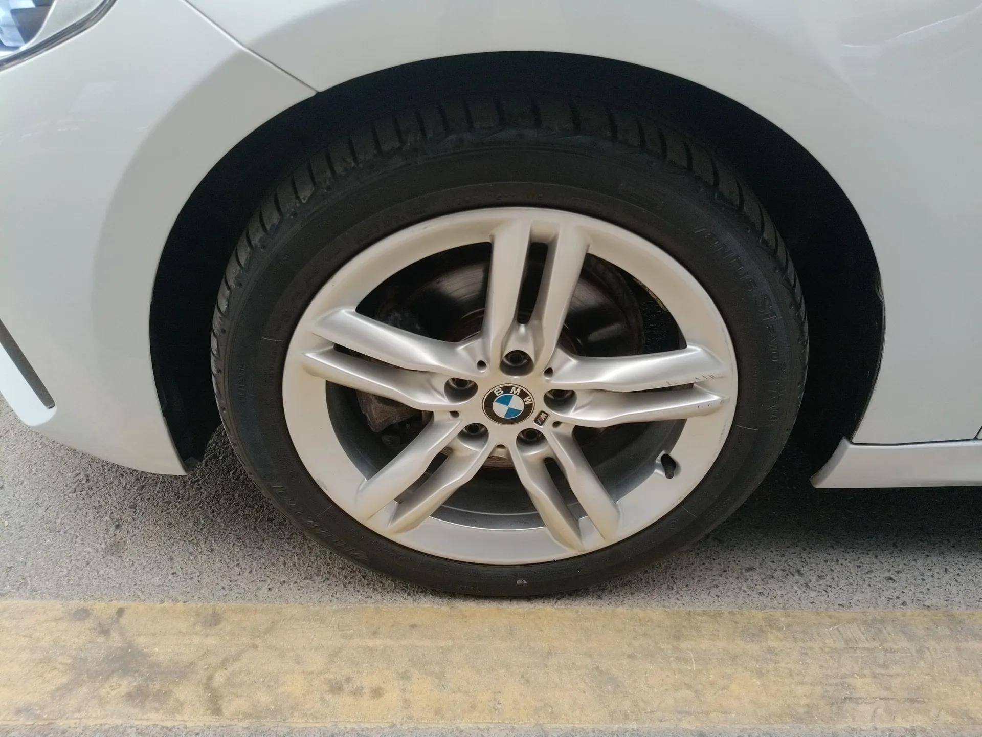 BMW 1 Series 2019 118i M Sport Package — миниатюра 8