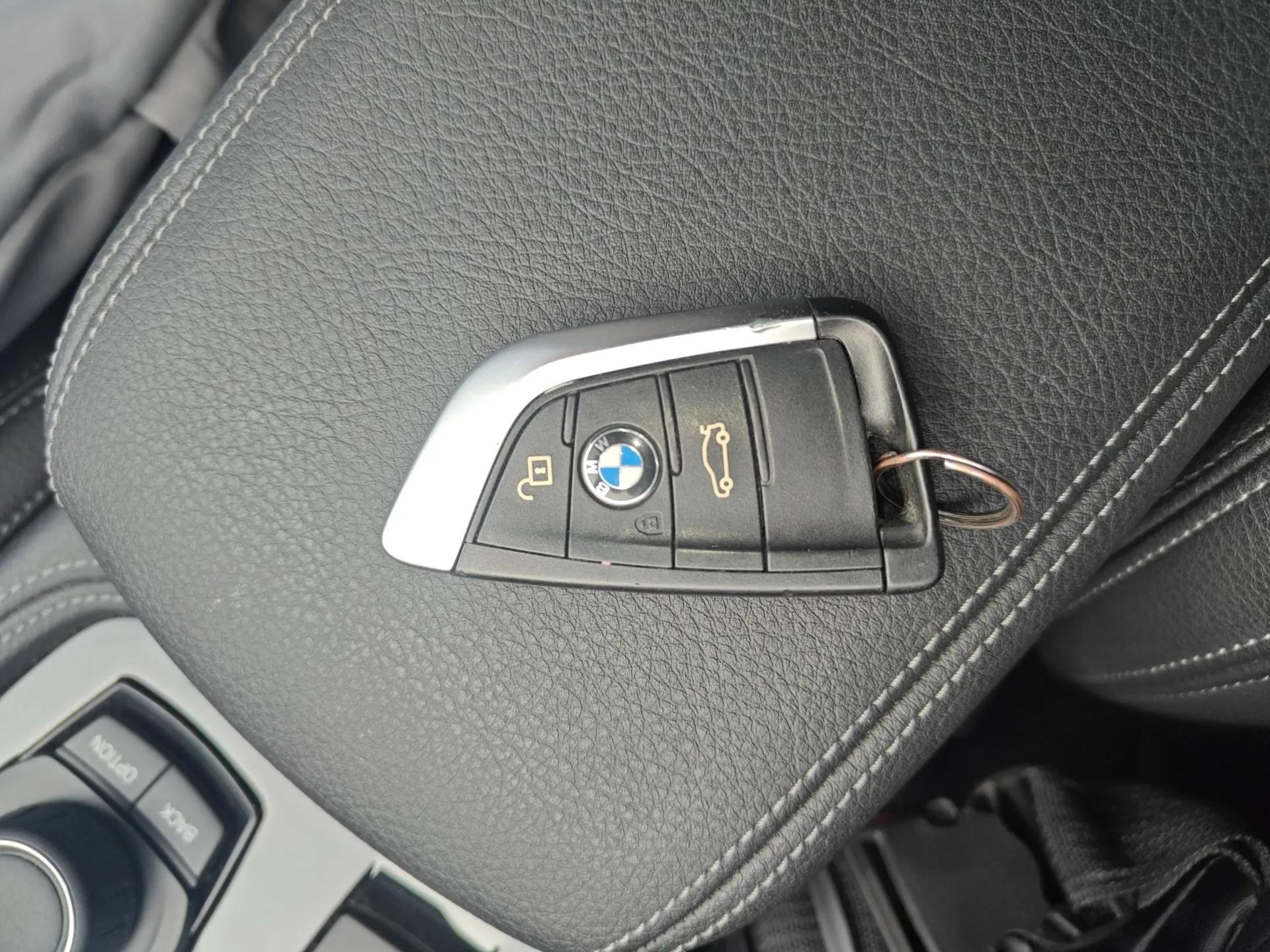BMW 1 Series 2020 120i M Sport Package — миниатюра 22