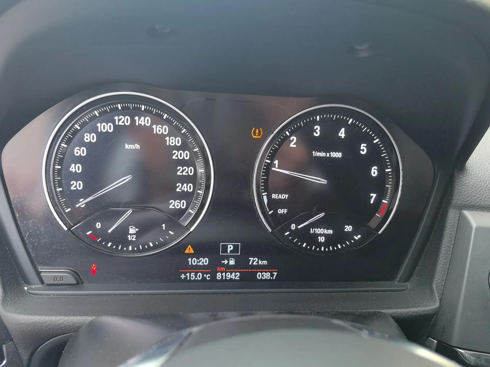 BMW 1 Series 2018 Facelifted 118i Sport Edition — миниатюра 15