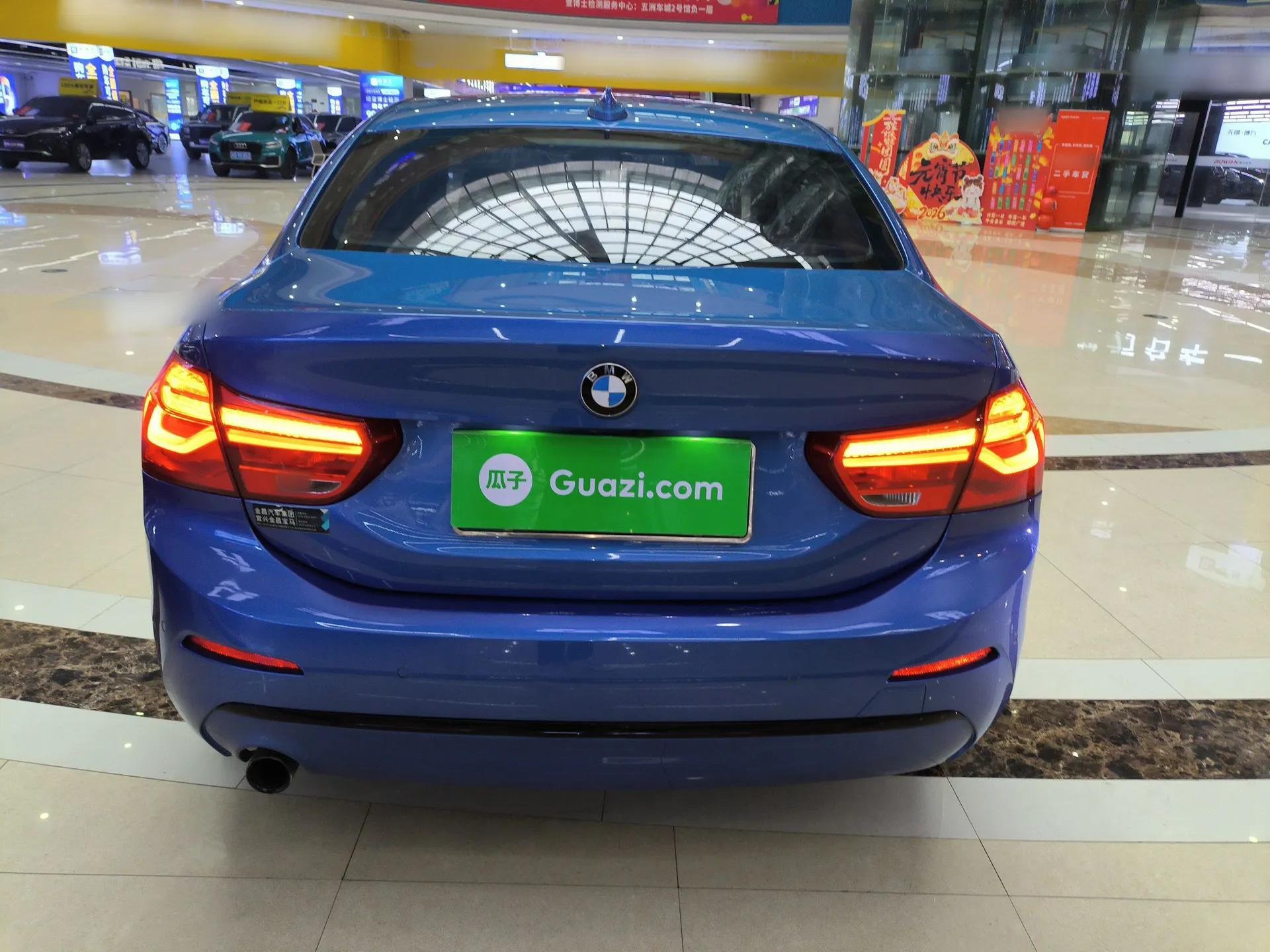 BMW 1 Series 2018 118i Sport Edition — миниатюра 5
