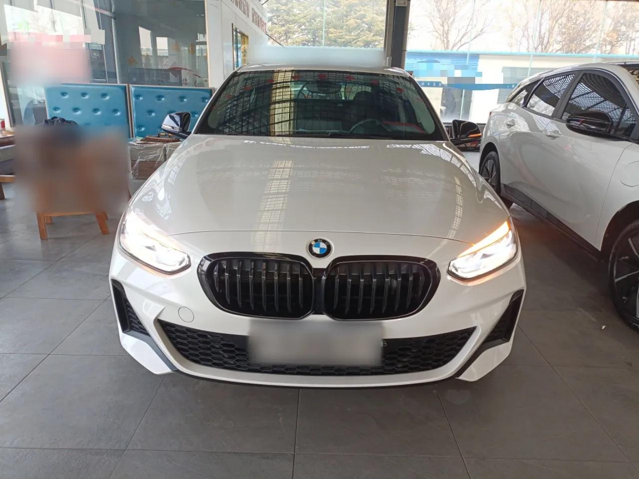BMW 1 Series 2022 125i M Sport Night Edition — миниатюра 2