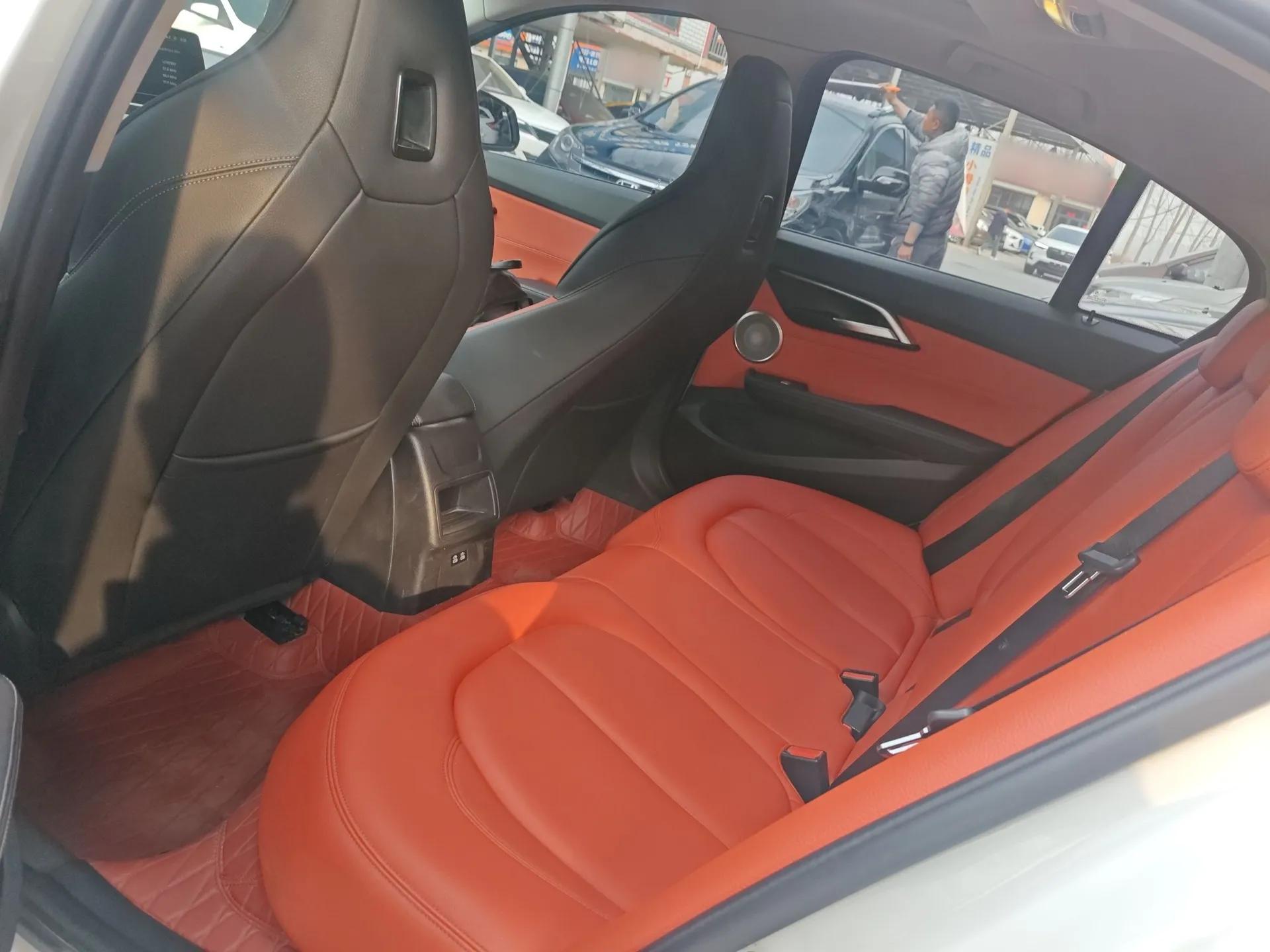 BMW 1 Series 2022 125i M Sport Night Edition — миниатюра 20