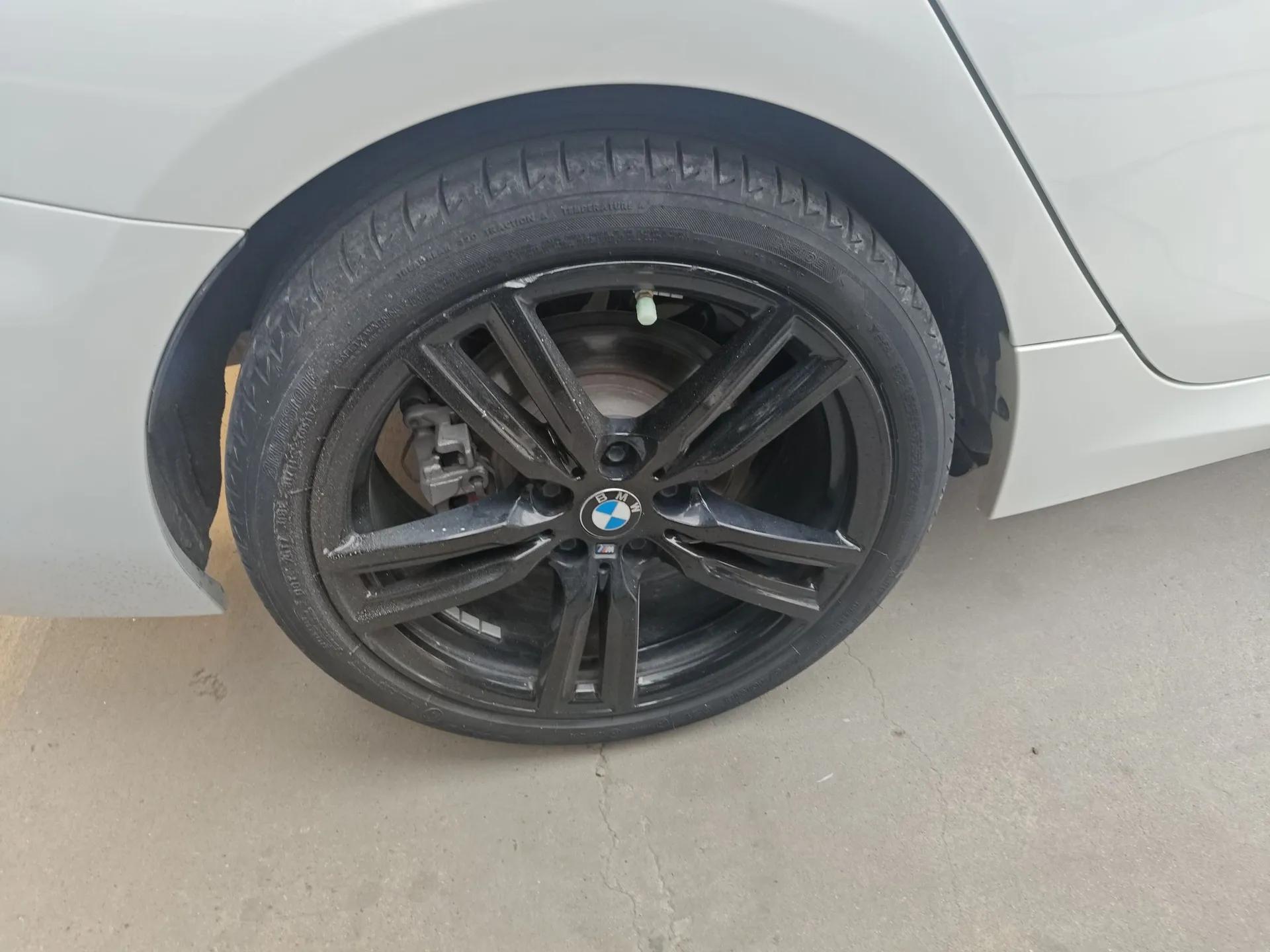 BMW 1 Series 2022 125i M Sport Night Edition — миниатюра 10