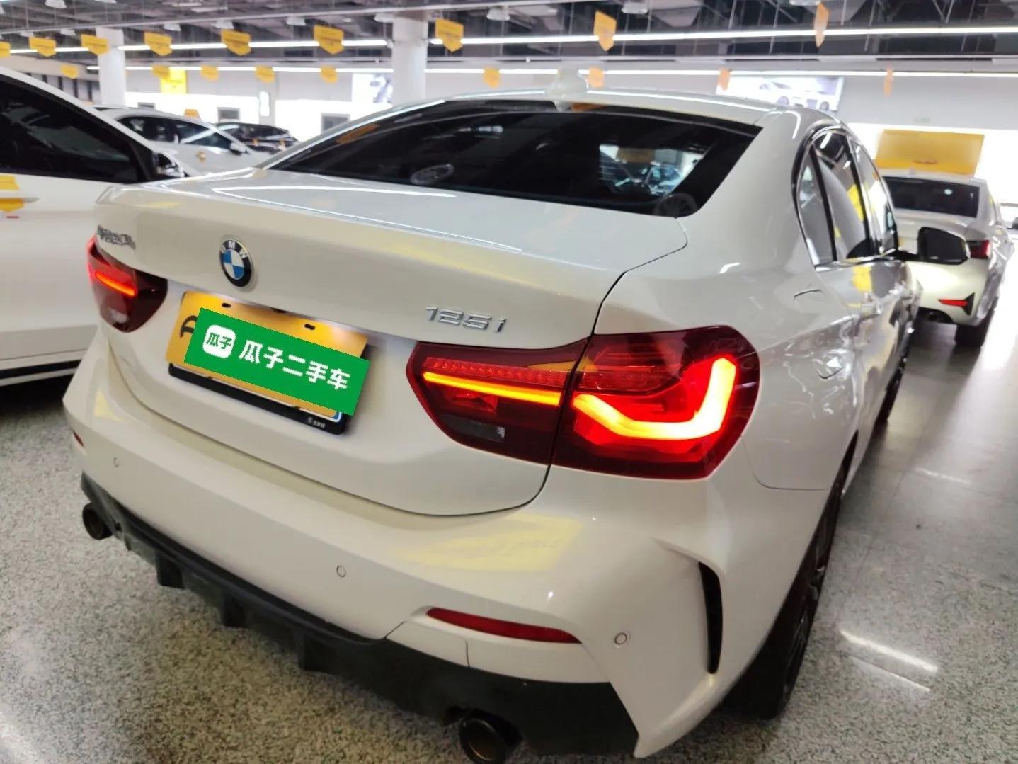 BMW 1 Series 2023 125i M Sport Night Edition — миниатюра 6