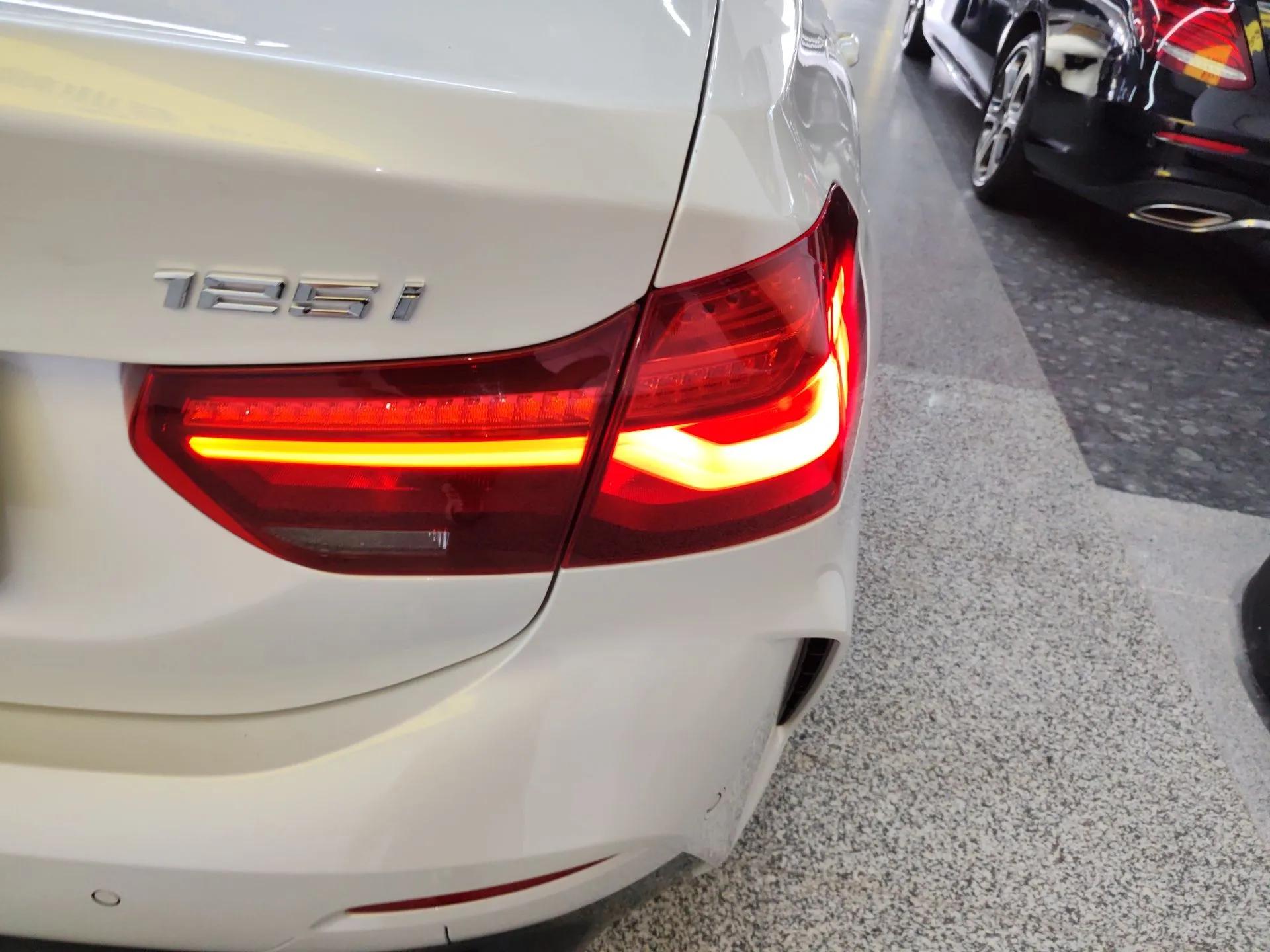BMW 1 Series 2023 125i M Sport Night Edition — миниатюра 7