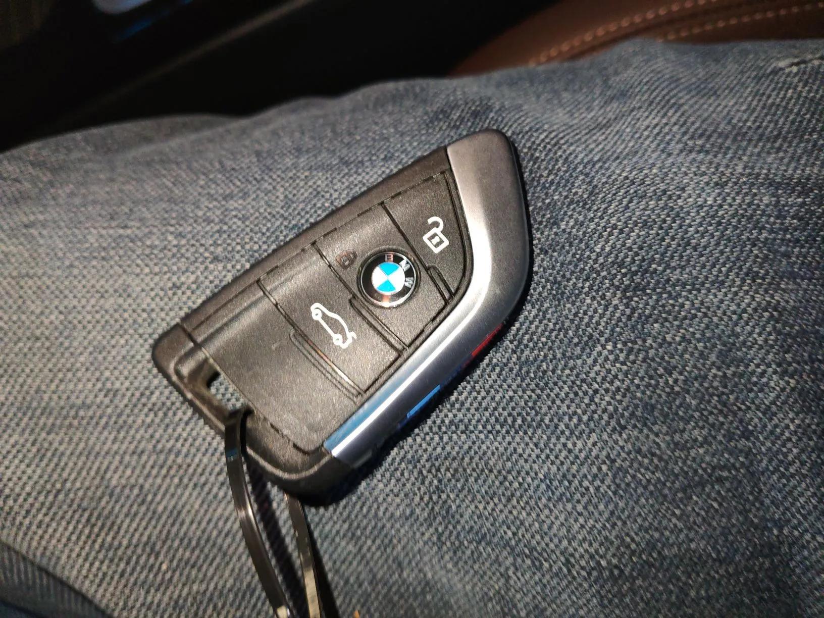 BMW 1 Series 2022 120i M Sport Night Edition — миниатюра 19