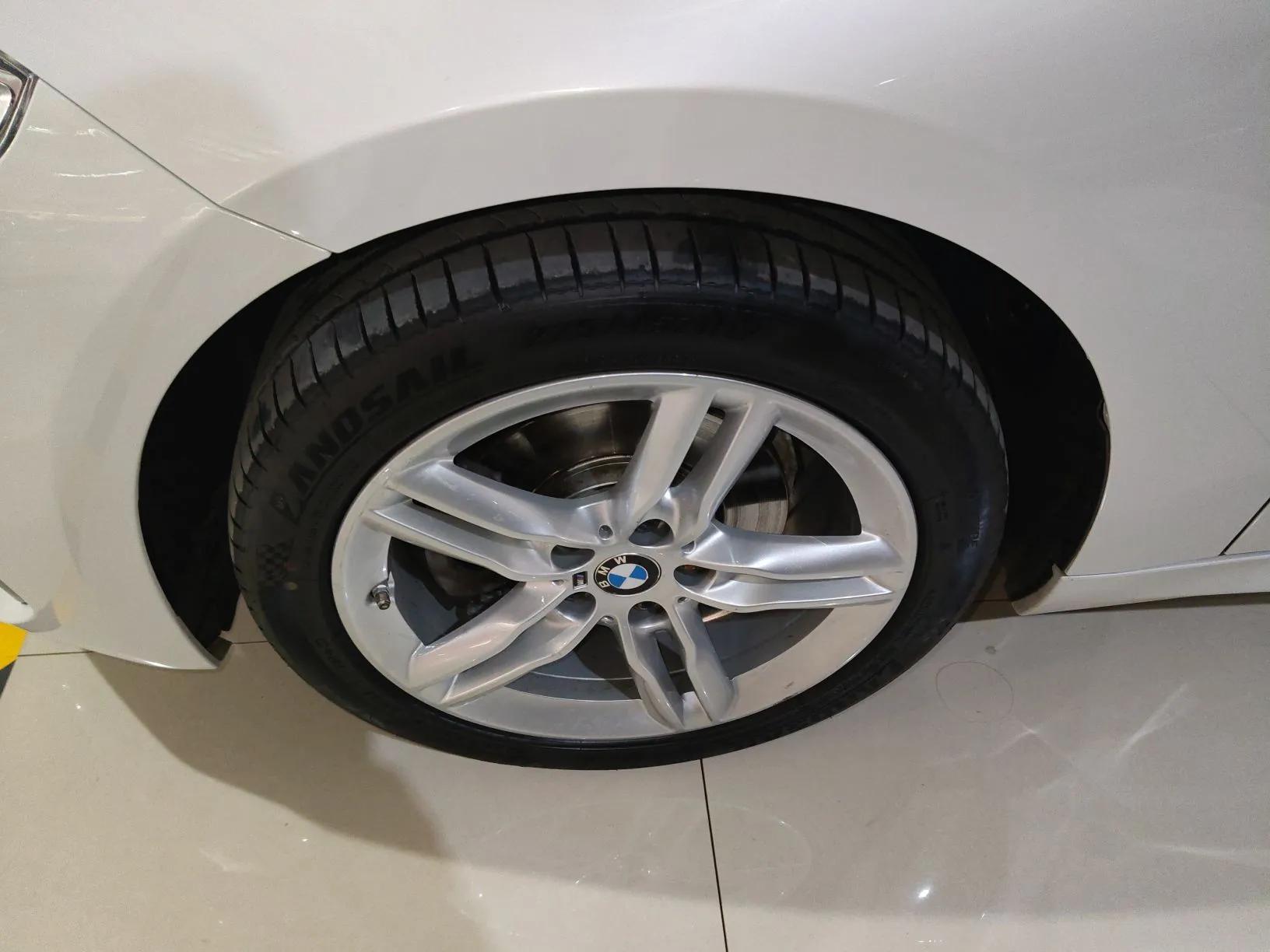 BMW 1 Series 2022 120i M Sport Night Edition — миниатюра 9