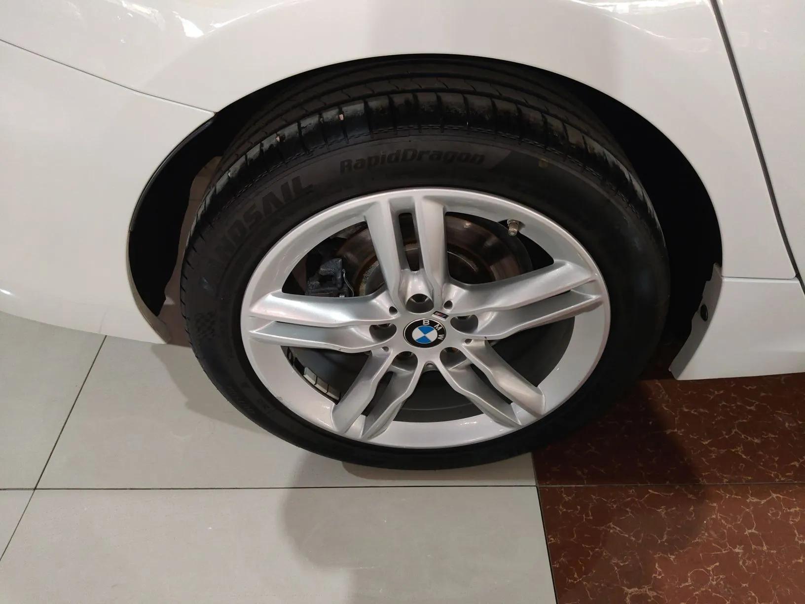 BMW 1 Series 2022 120i M Sport Night Edition — миниатюра 10