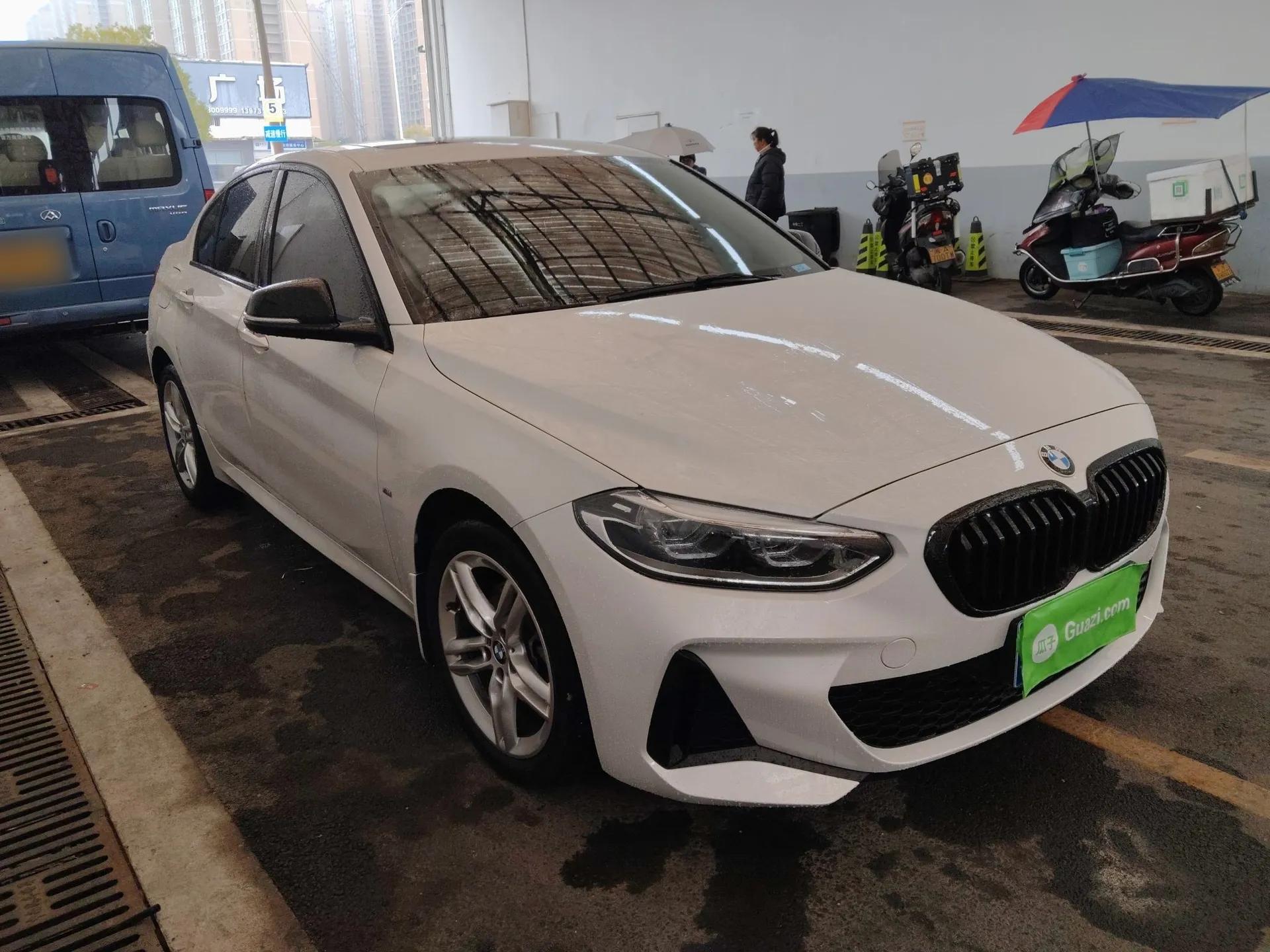 BMW 1 Series 2021 Revised 120i M Sport Night Edition — миниатюра 3