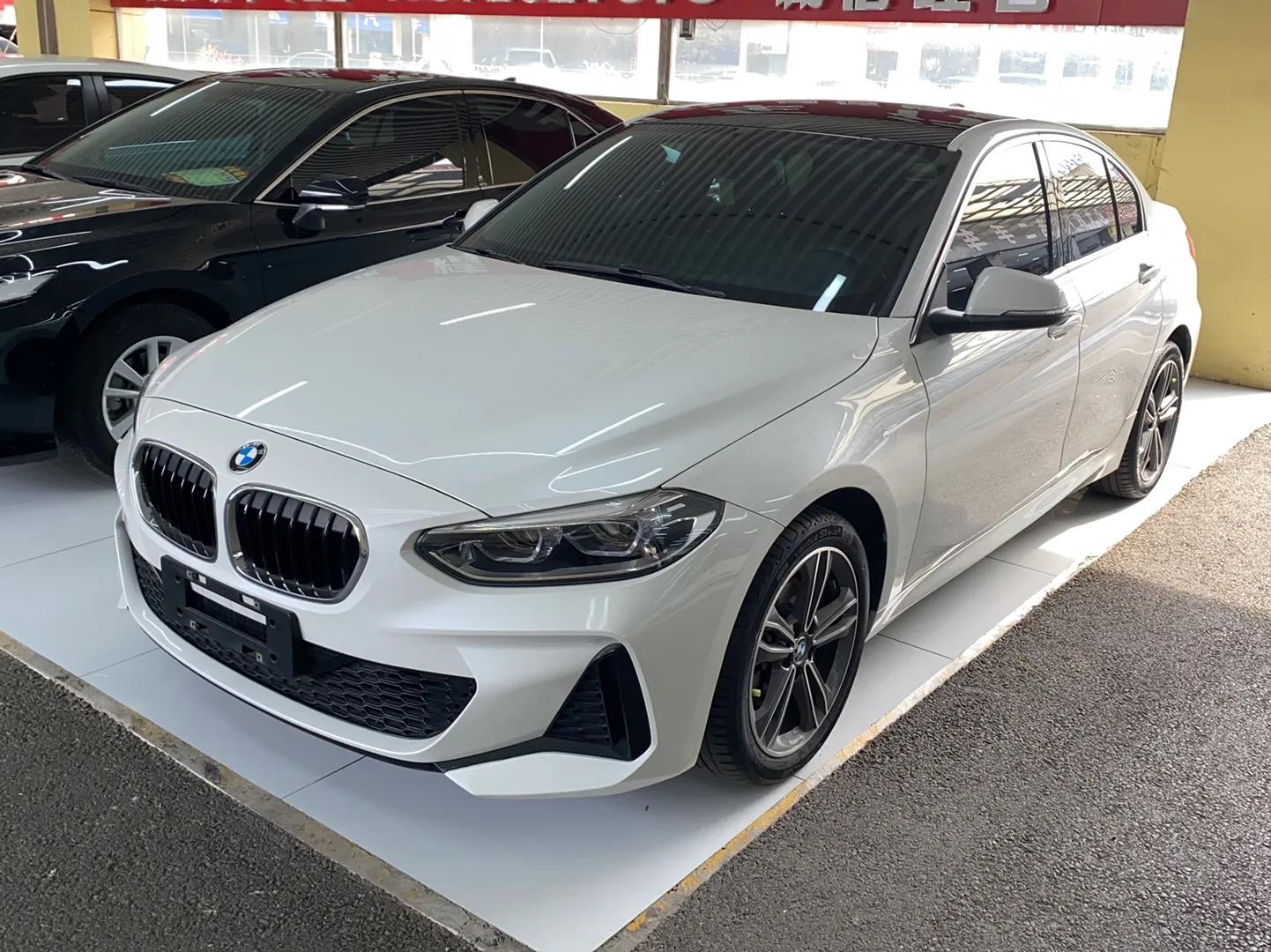BMW 1 Series 2021 Revised 120i M Sport Edition — миниатюра 1