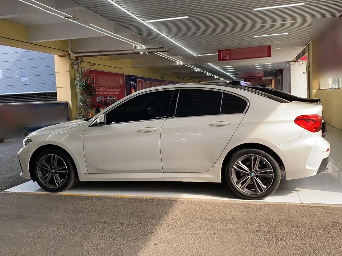 BMW 1 Series 2021 Revised 120i M Sport Edition — миниатюра 6