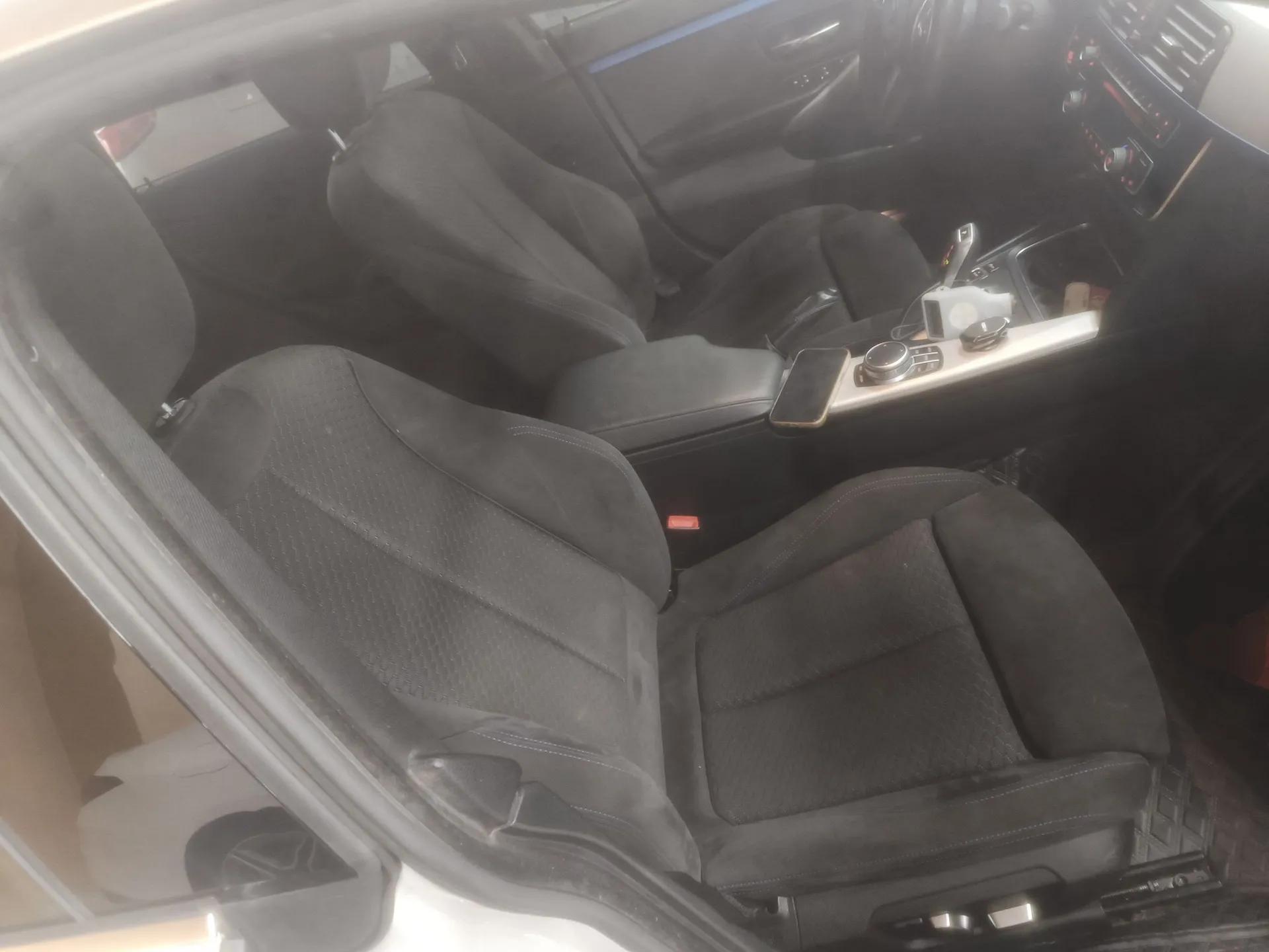 BMW 4 Series 2019 425i Gran Coupe M Sport Package — миниатюра 23