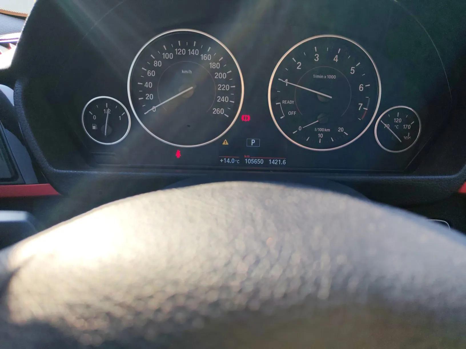 BMW 4 Series 2014 420i Design Package Model — миниатюра 11