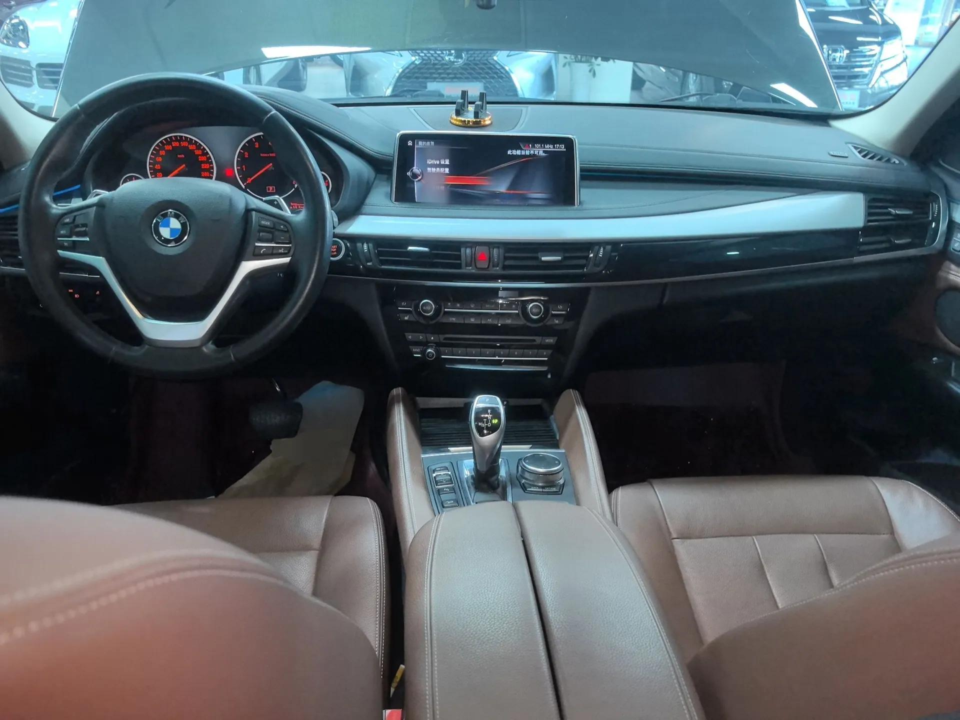 BMW X6 2017 xDrive35i Leading Model — миниатюра 13