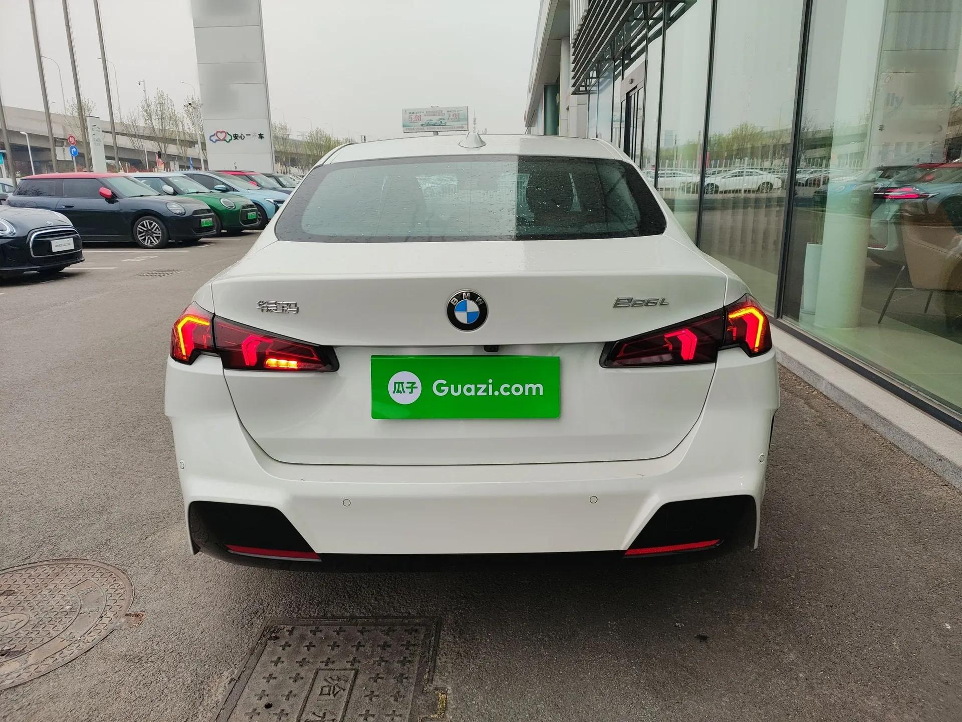 BMW 2 Series 2025 225L M Sport Package — миниатюра 5