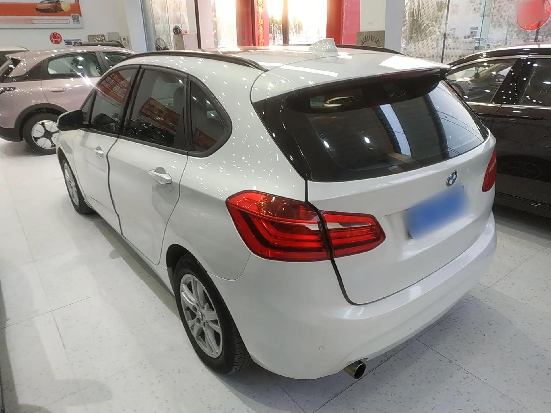 BMW 2 Series Active Tourer 2016 218i Leading Model — миниатюра 5