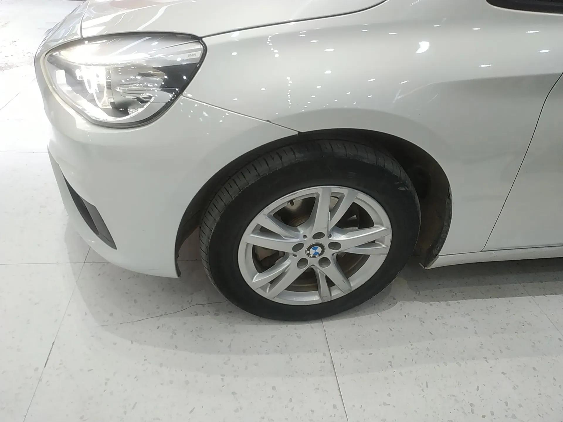 BMW 2 Series Active Tourer 2016 218i Leading Model — миниатюра 9