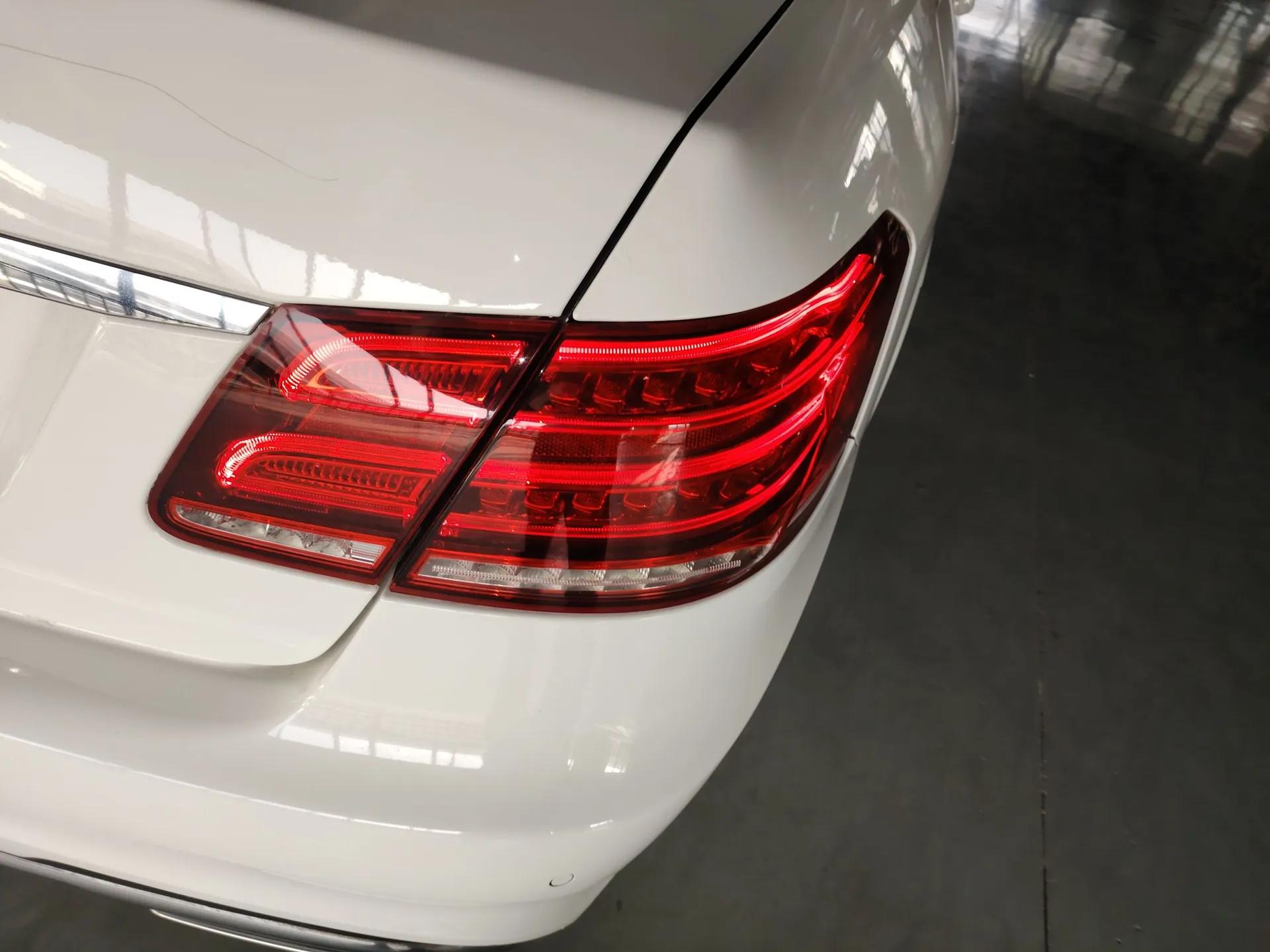 Mercedes-Benz E-Class 2014 E 300 L Sport Edition — миниатюра 8