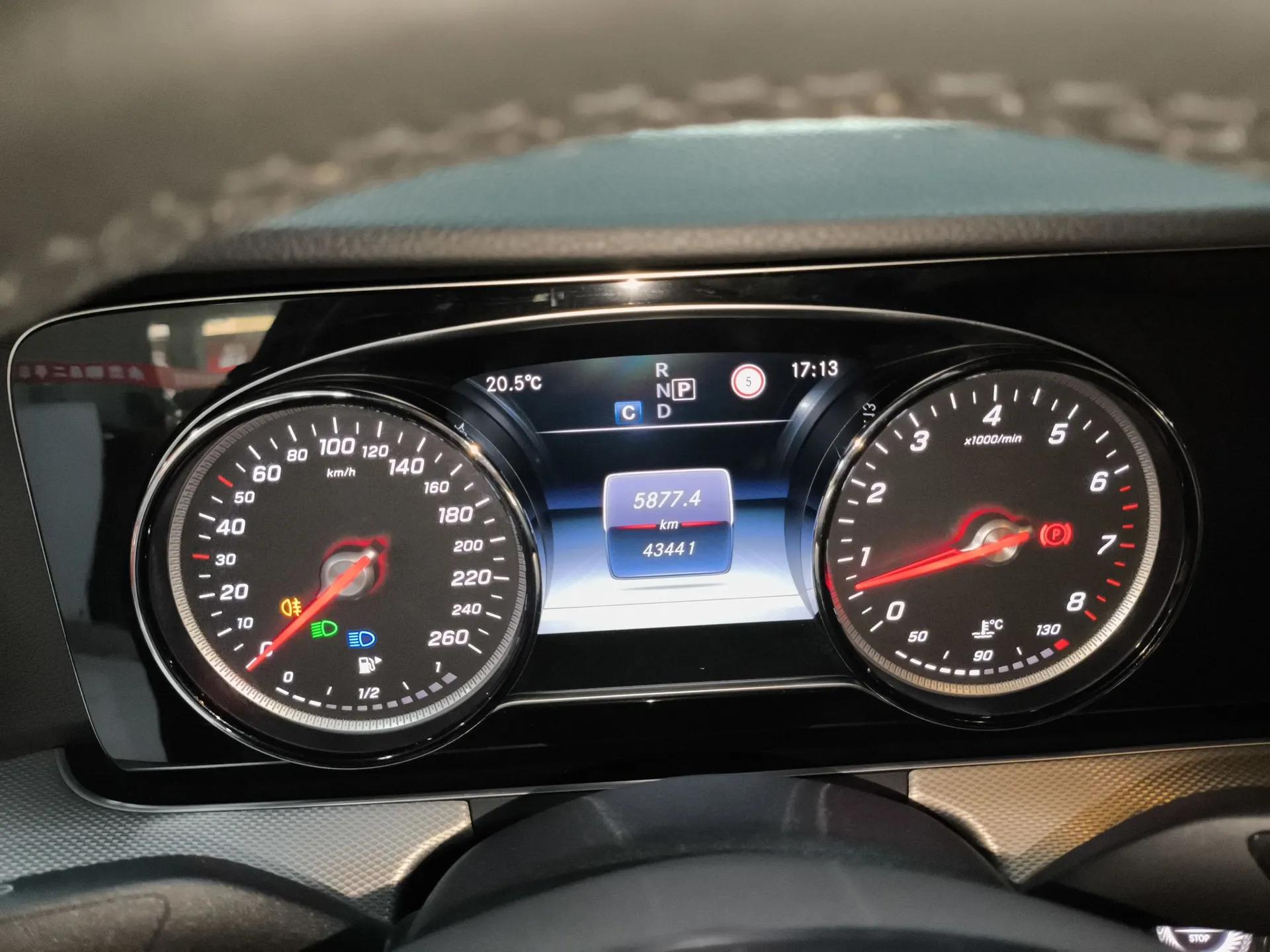 Mercedes-Benz E-Class 2017 E 200 Sport — миниатюра 15
