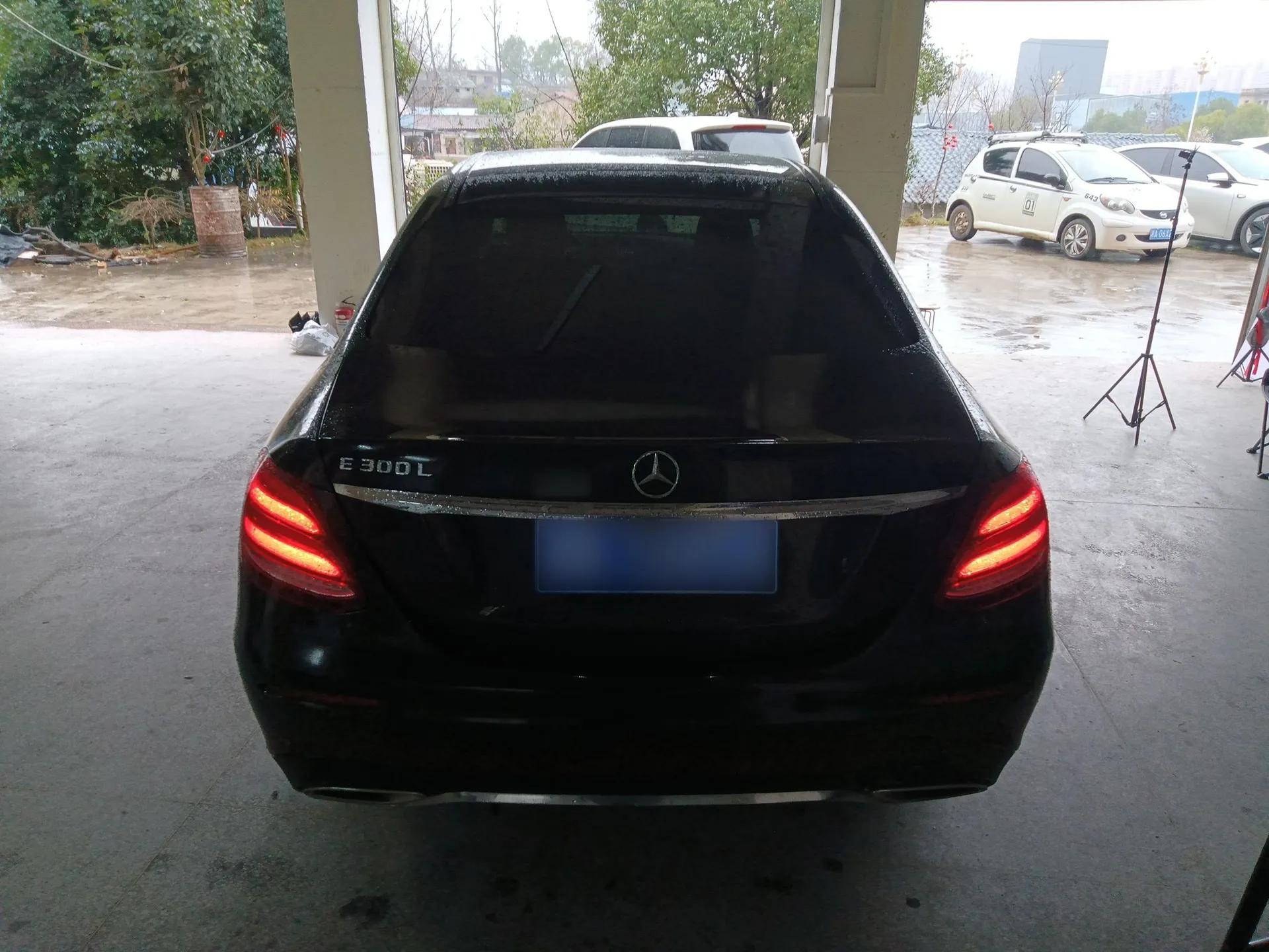 Mercedes-Benz E-Class 2019 Restyled E 300 L Sporty and Stylish Edition — миниатюра 3